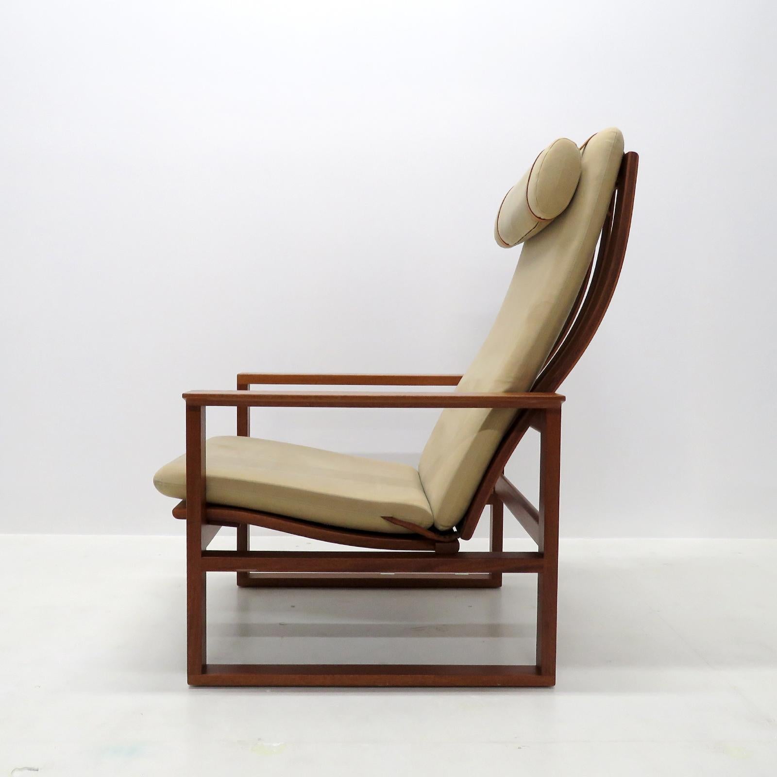 Børge Mogensen, Model 2254 Lounge Chair, 1956 In Good Condition For Sale In Los Angeles, CA