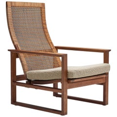 Børge Mogensen “Model 2254” Lounge Chair for Fredericia Stolefabrik, Denmark