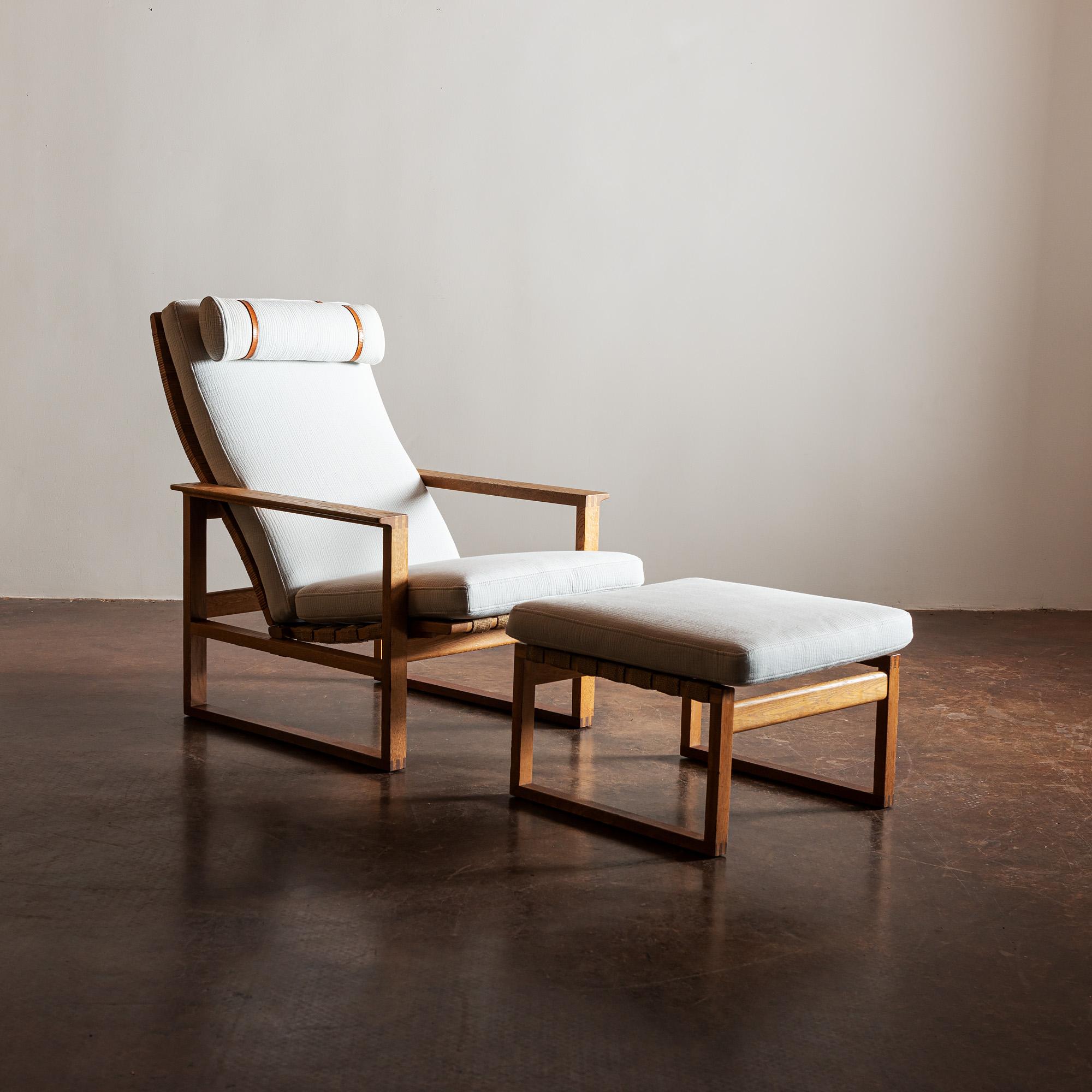 Børge Mogensen Model 2254 Lounge Chair with Ottoman, 1950s 9