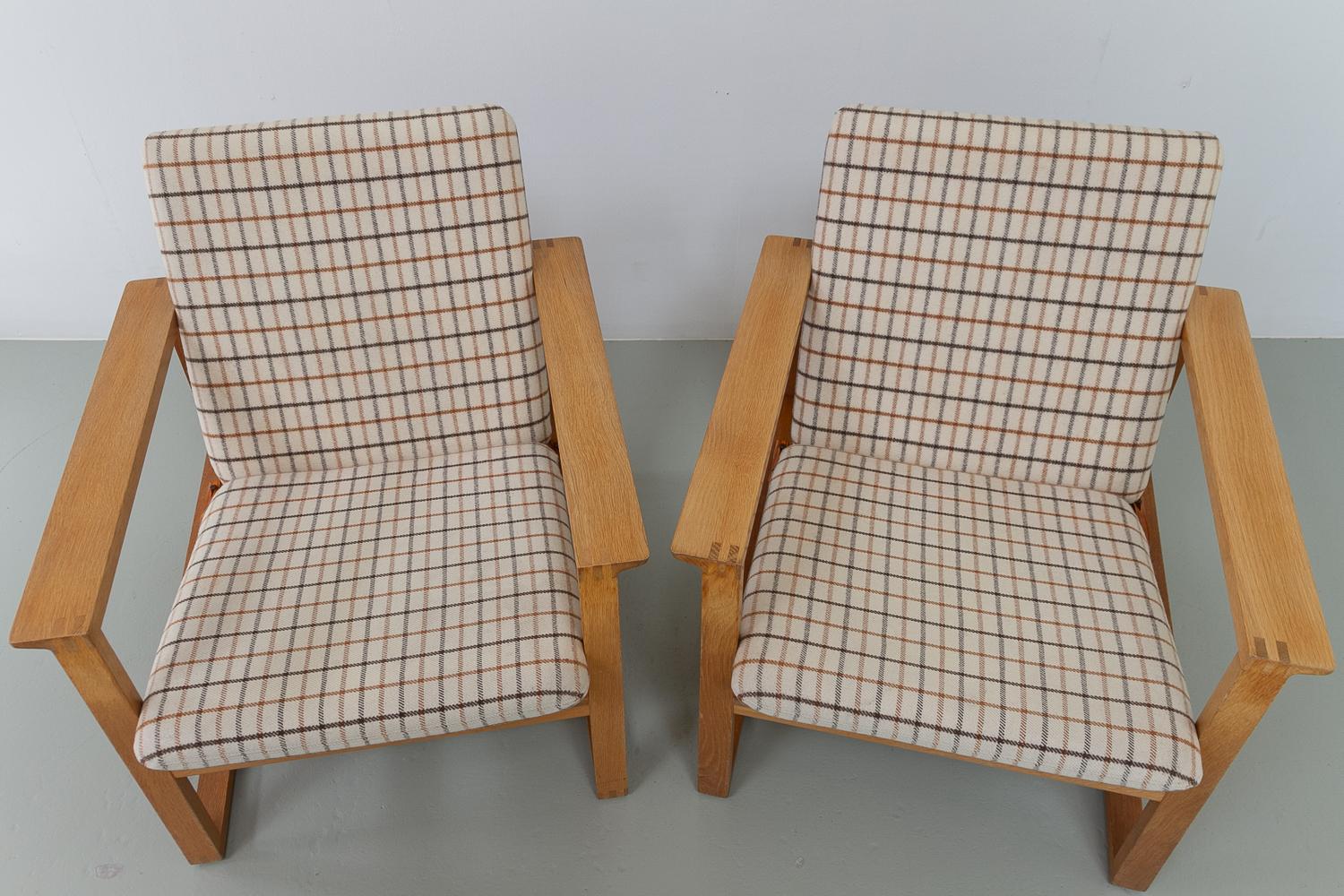 Chaises longues Børge Mogensen modèle 2256, années 1960. Ensemble de 2. en vente 3