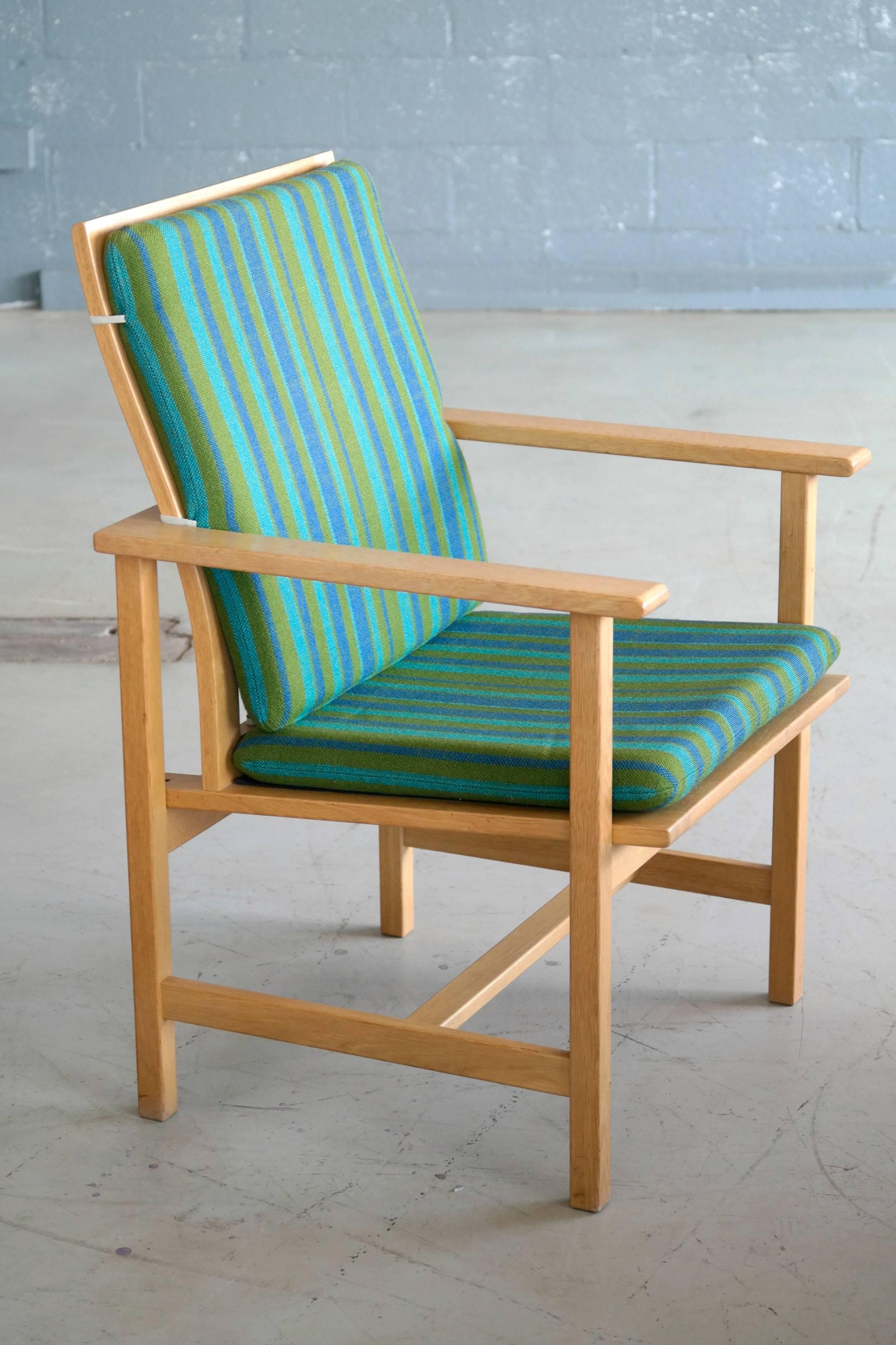 Danish Børge Mogensen Model 2257 1960s Oak Lounge Chair for Fredericia Stolefabrik