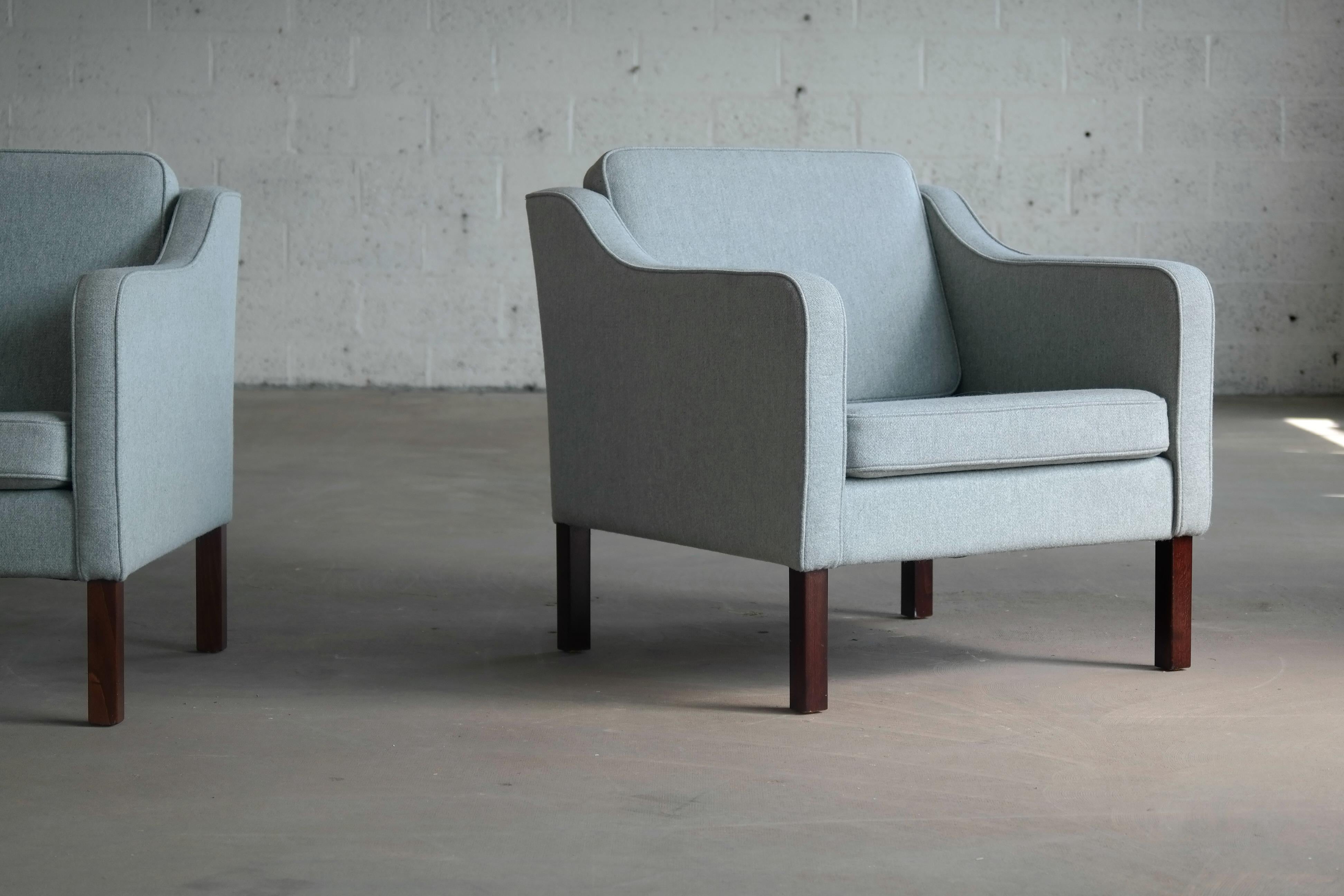 Børge Mogensen Model 2421 Style Danish Lounge Chairs in Cornflower Blue Wool 4