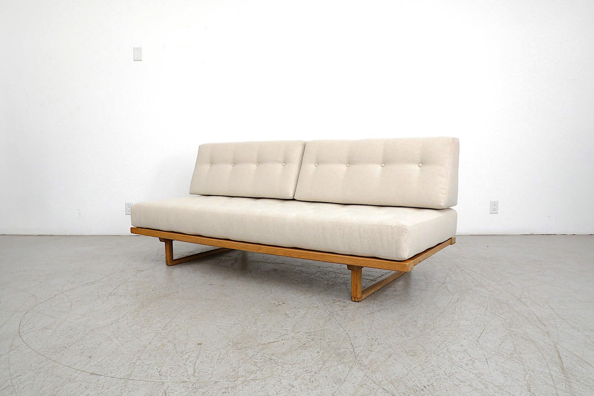 Børge Mogensen Model 4312 Natural Oak Sofa Bed For Sale 11
