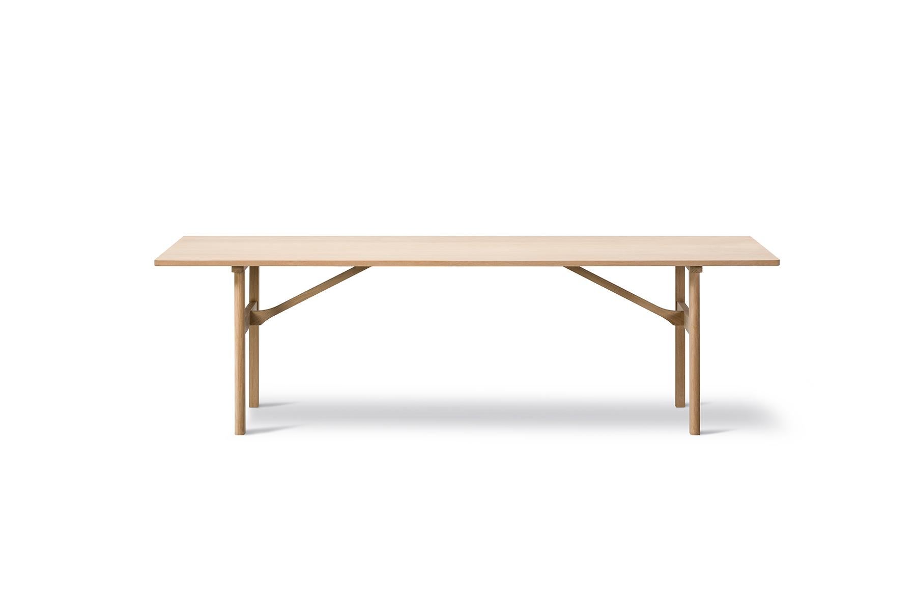 Mid-Century Modern Børge Mogensen Model 6384 Dining Table For Sale