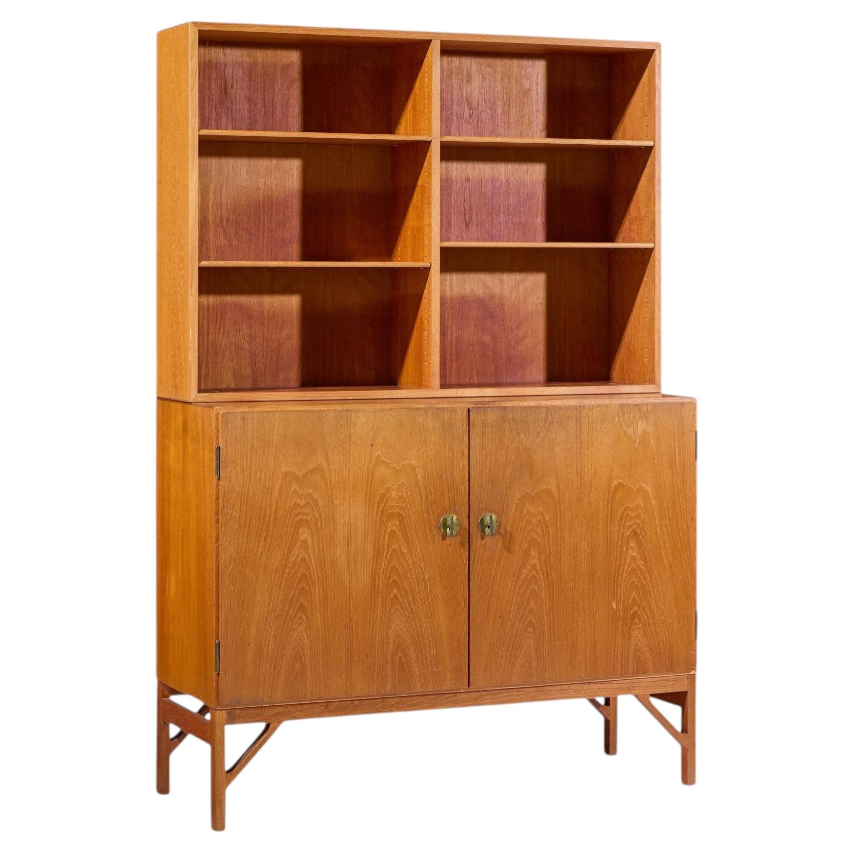 Credenza danese in rovere in stile Mid-Century, modello A232 di Børge Mogensen in vendita