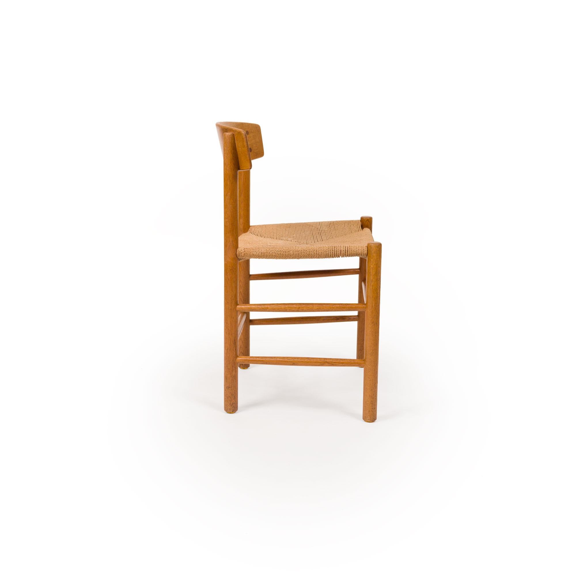 Børge Mogensen Model 'J39'  Dining Chairs (Set of Four) In Good Condition For Sale In Emeryville, CA