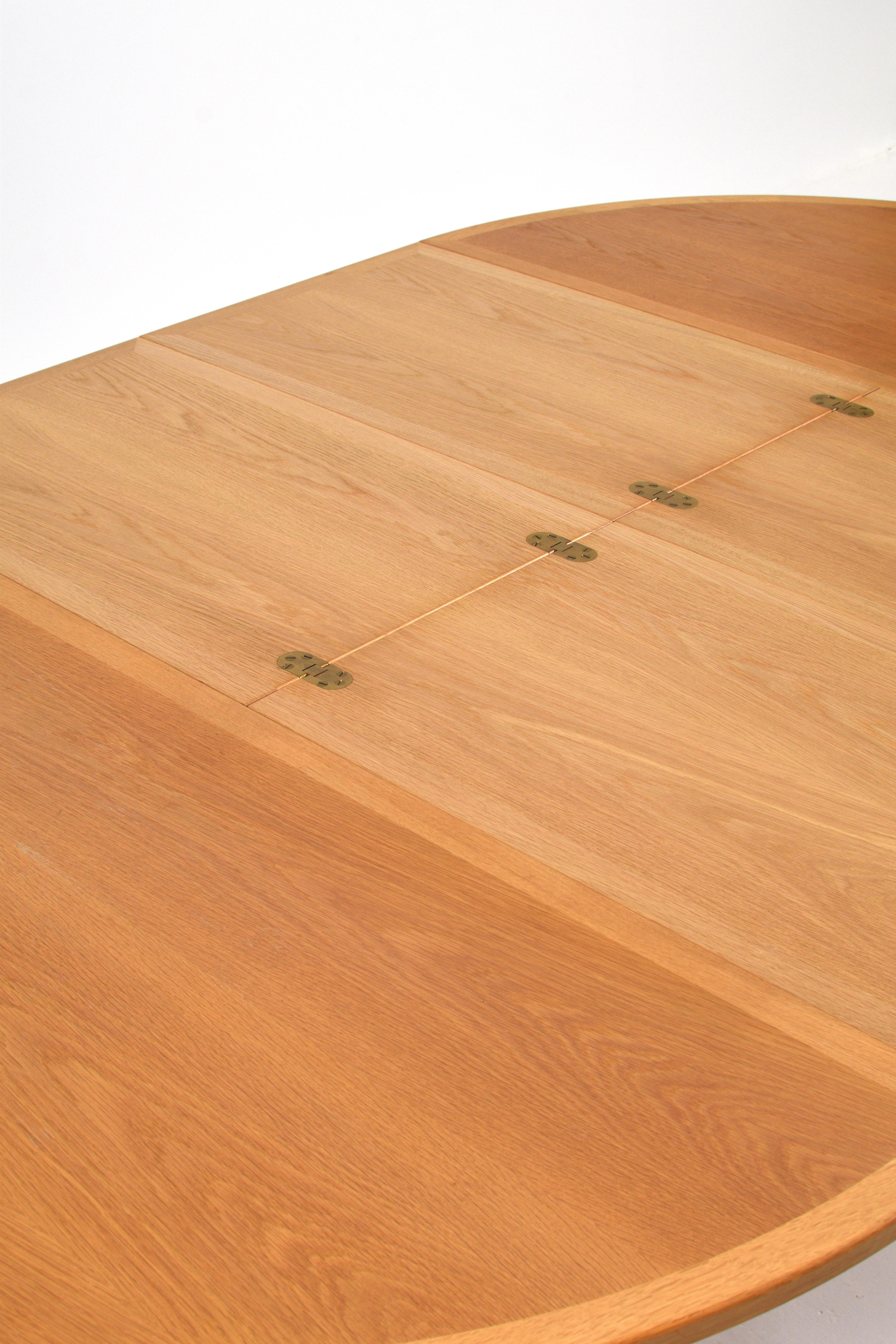 Laiton Børge Mogensen Oak and Brass Expandable Dining Table, Denmark, 1960s en vente