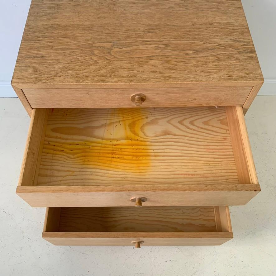 Børge Mogensen Oak Chest of Drawers, circa 1960, Sweden. 8