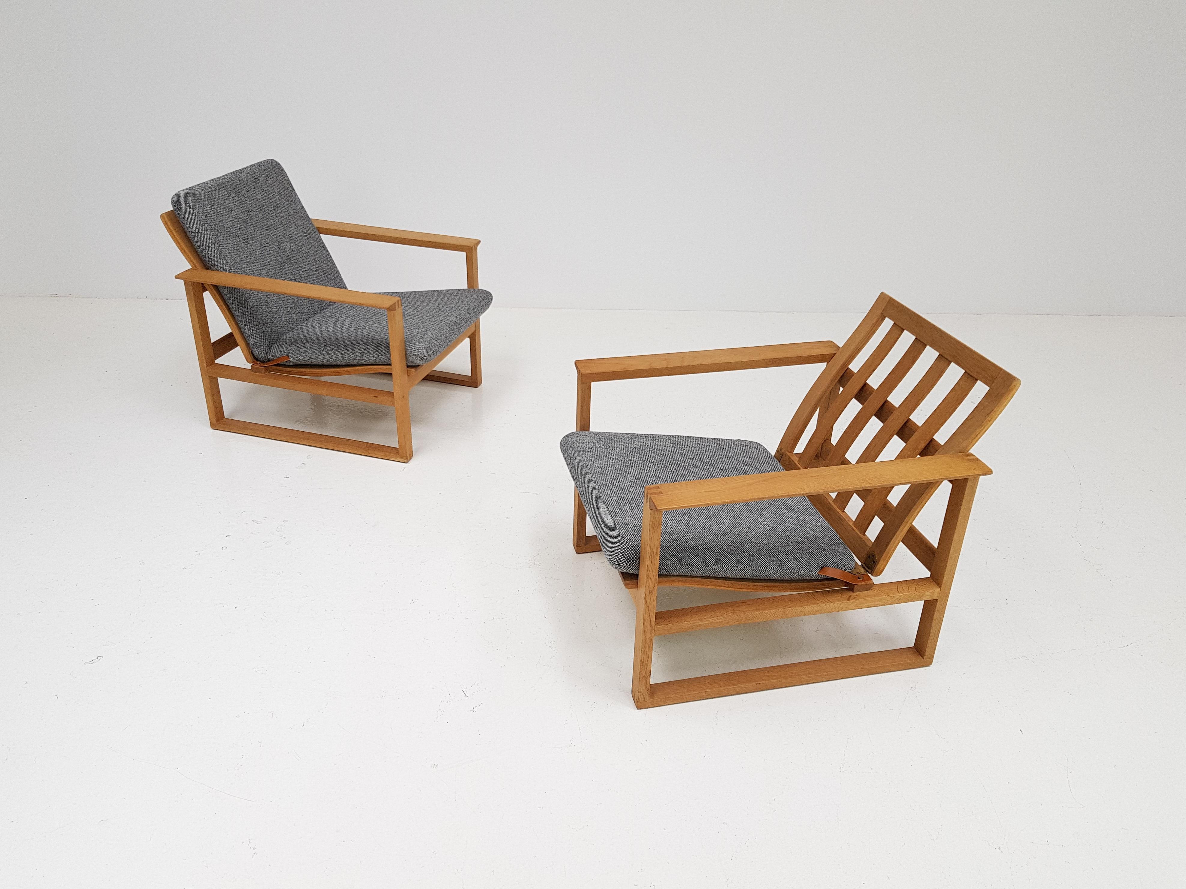 Børge Mogensen Oak Lounge Sled Chairs Designed 1956 for Frederica Stolefabrik 4