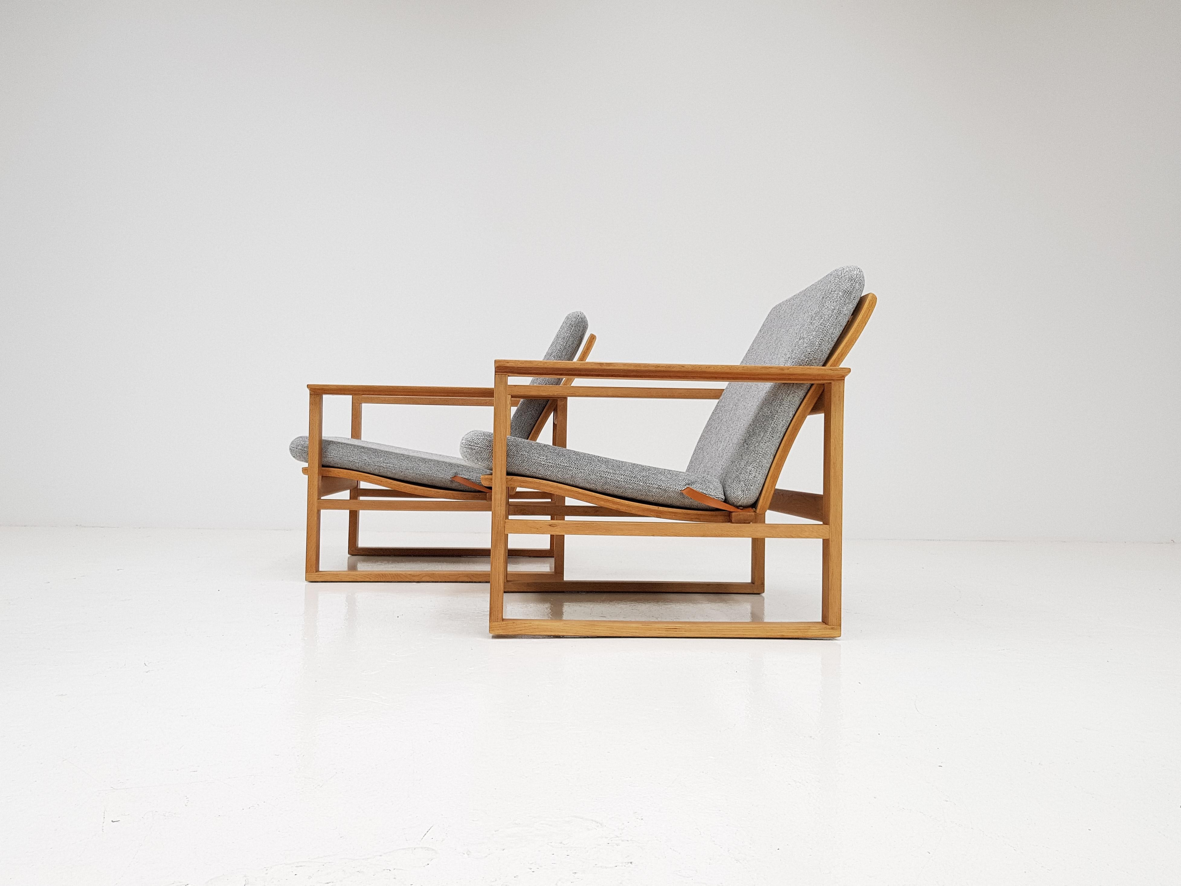 Børge Mogensen Oak Lounge Sled Chairs Designed 1956 for Frederica Stolefabrik 5