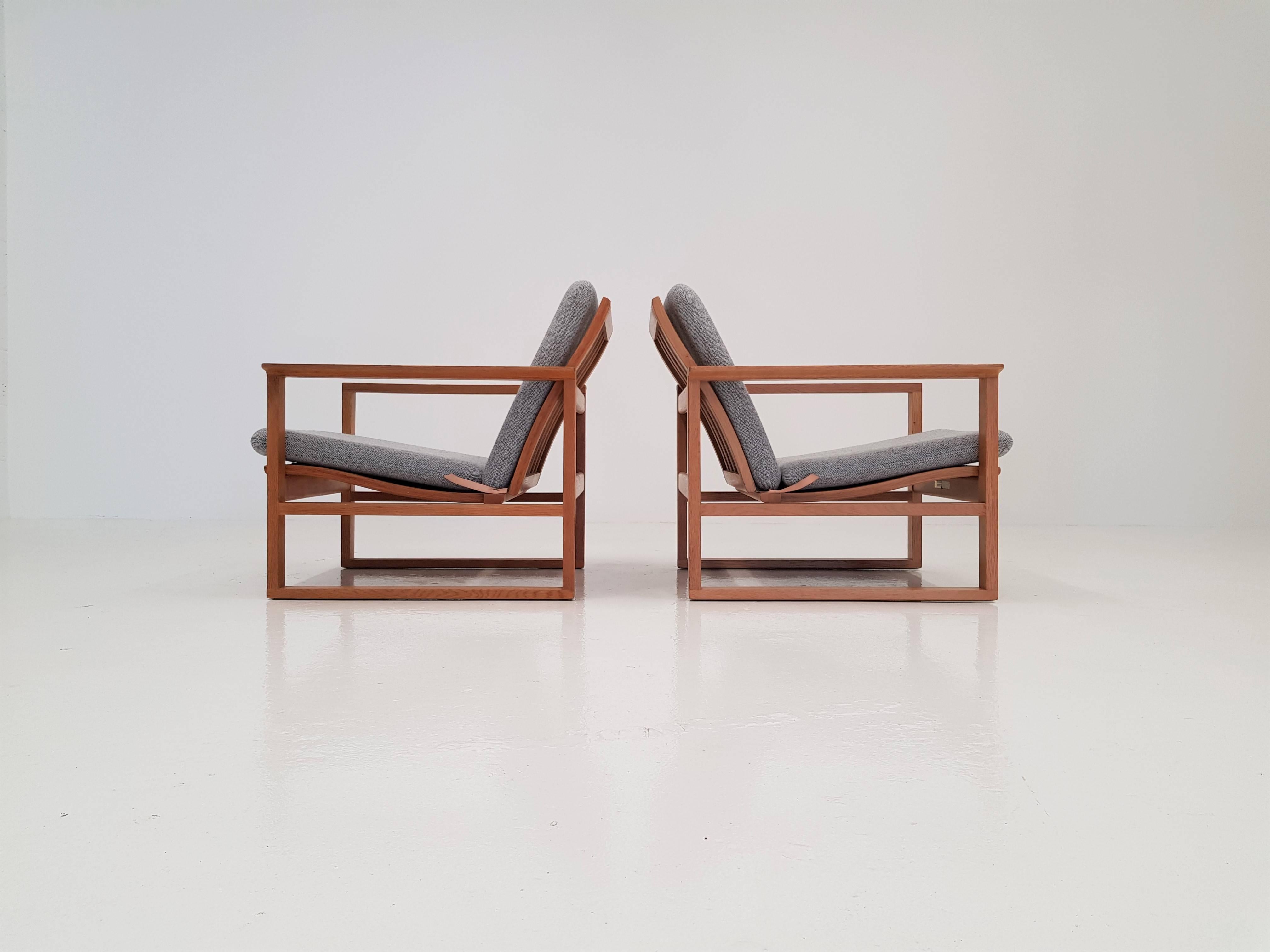 Mid-Century Modern Børge Mogensen Oak Lounge Sled Chairs Designed 1956 for Frederica Stolefabrik