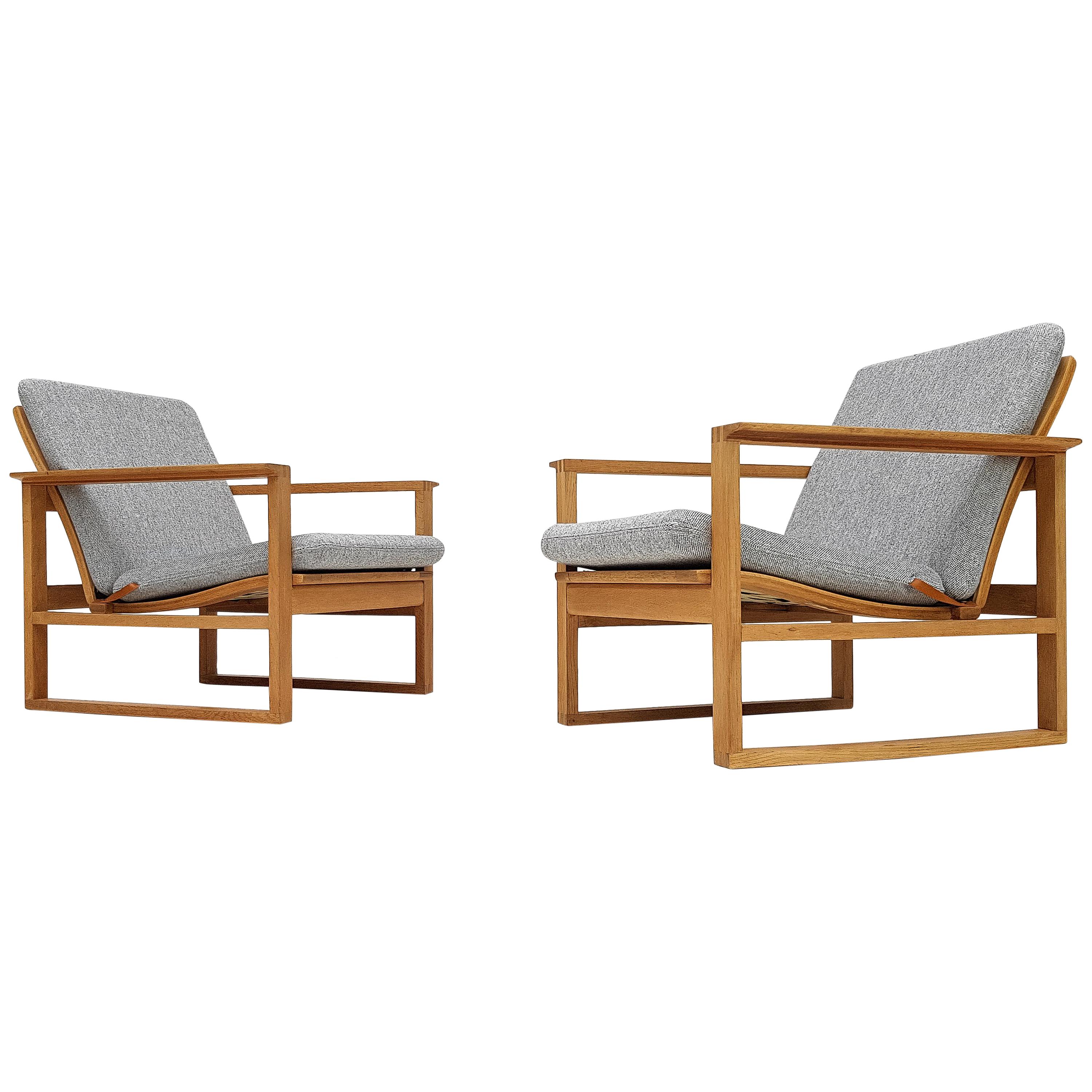 Børge Mogensen Oak Lounge Sled Chairs Designed 1956 for Frederica Stolefabrik