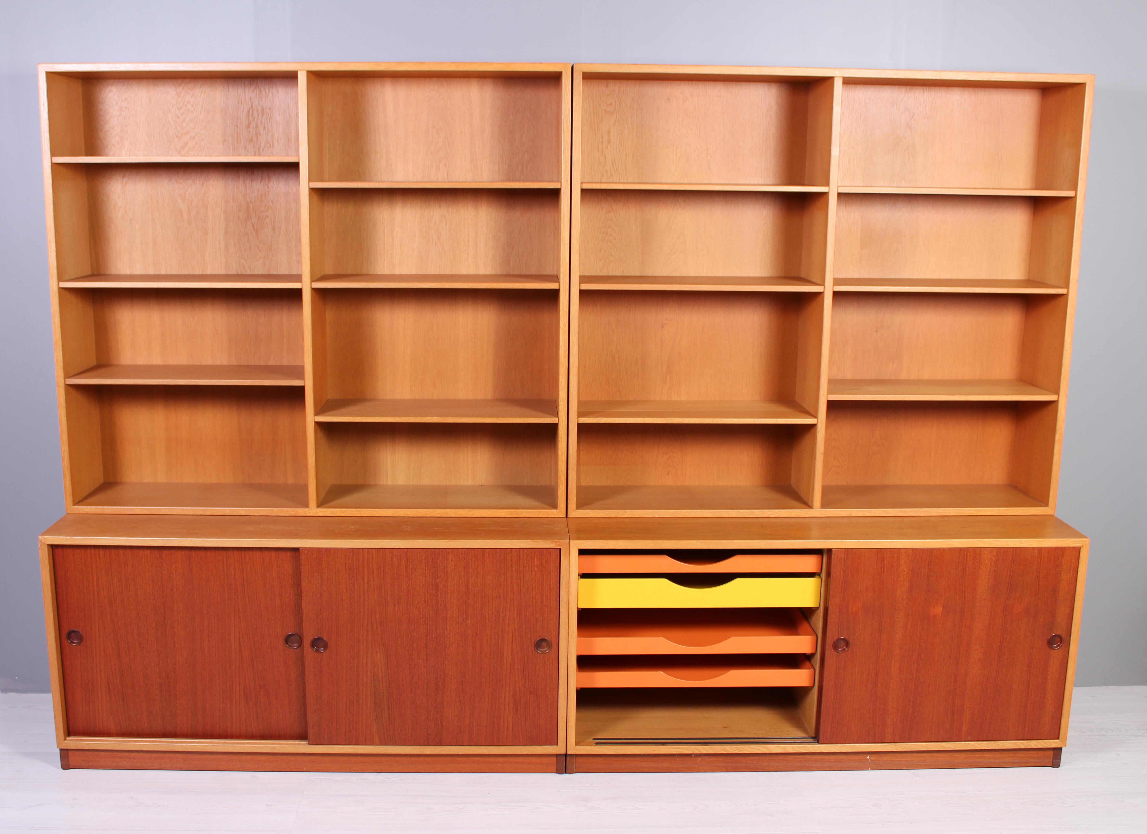 Børge Mogensen Oak and Teak Book Cases, 1950s In Good Condition In Malmo, SE