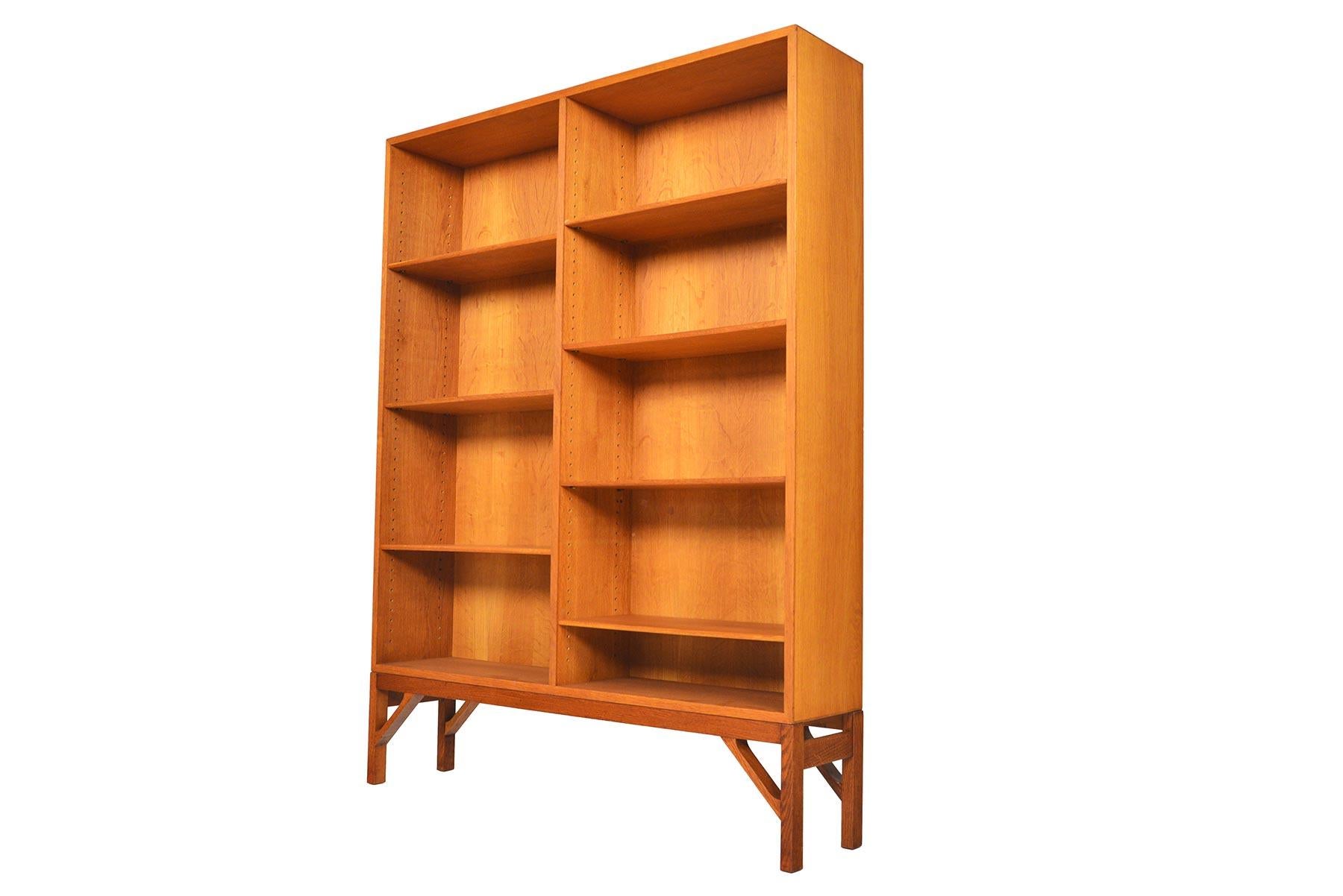 Børge Mogensen Oak Two Bay Bookcase In Good Condition In Berkeley, CA