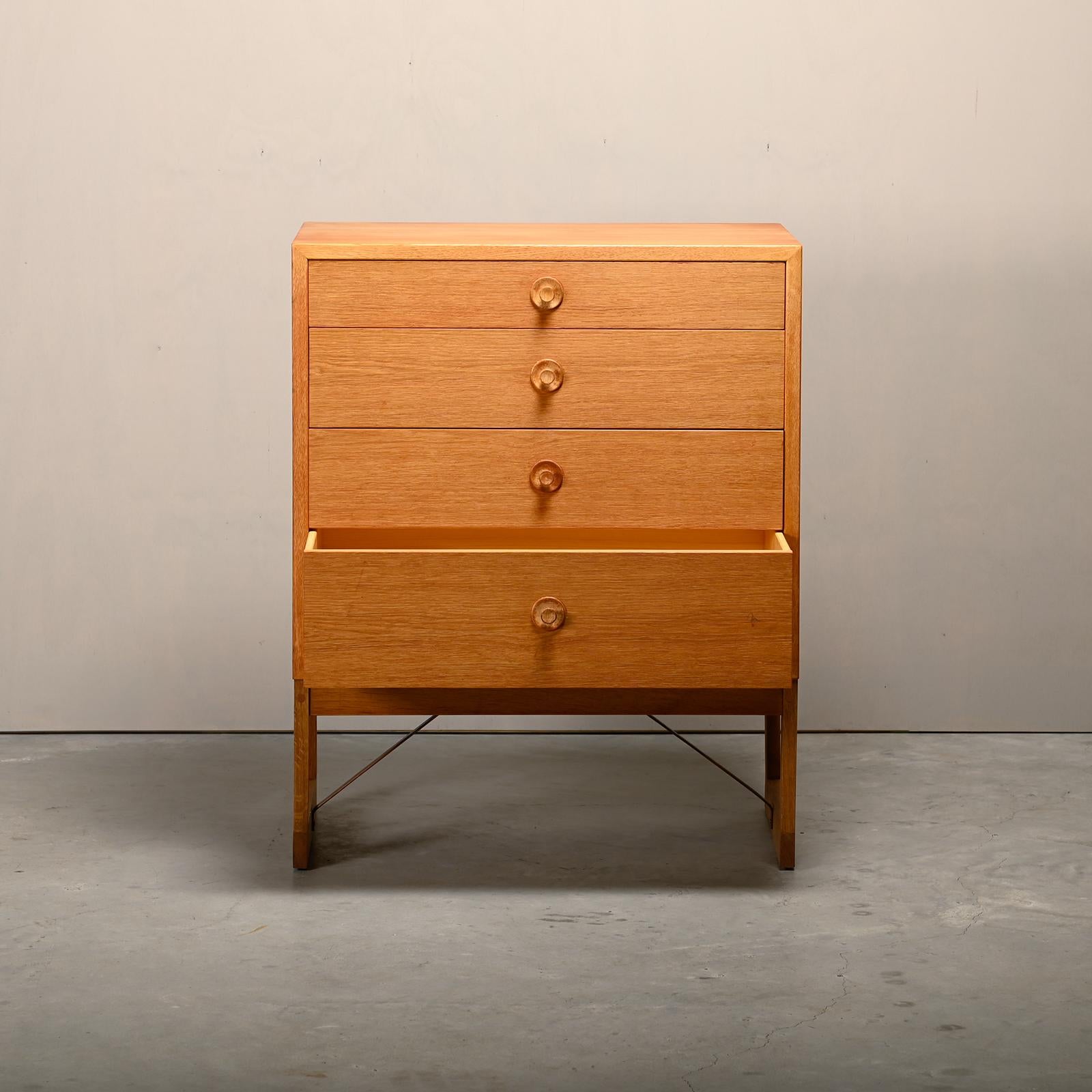 Suédois Commode Öresund de Børge Mogensen en placage d'Oak pour Karl Andersson, années 1970. en vente