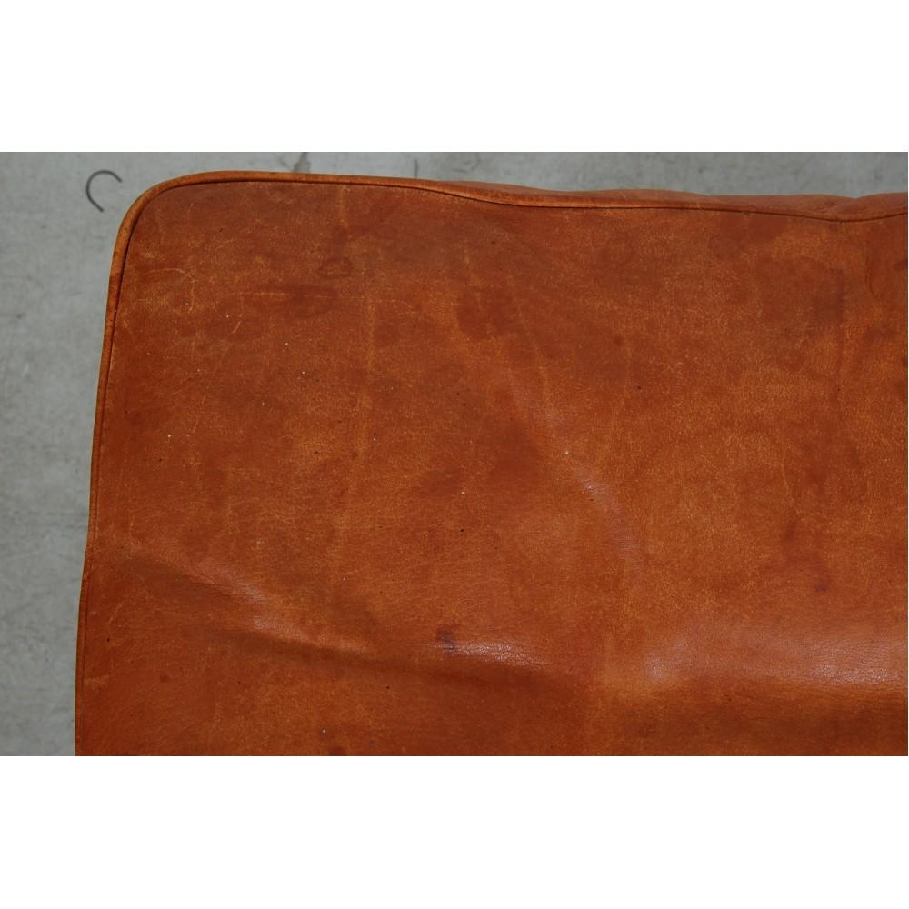 Leather Børge Mogensen Ottoman in patinated cognac leather For Sale