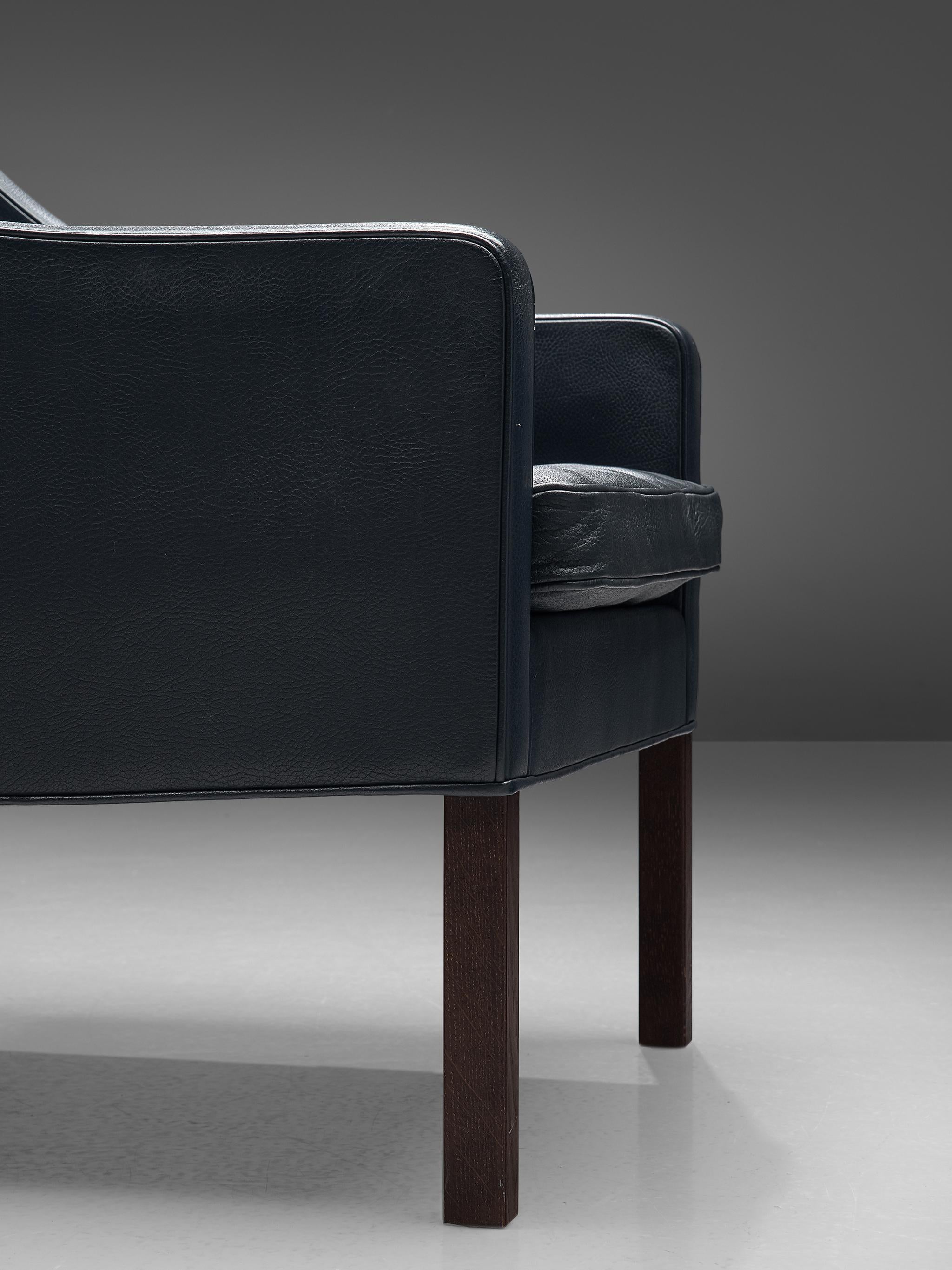 Mid-20th Century Børge Mogensen Pair of Lounge Chairs in Navy Leather