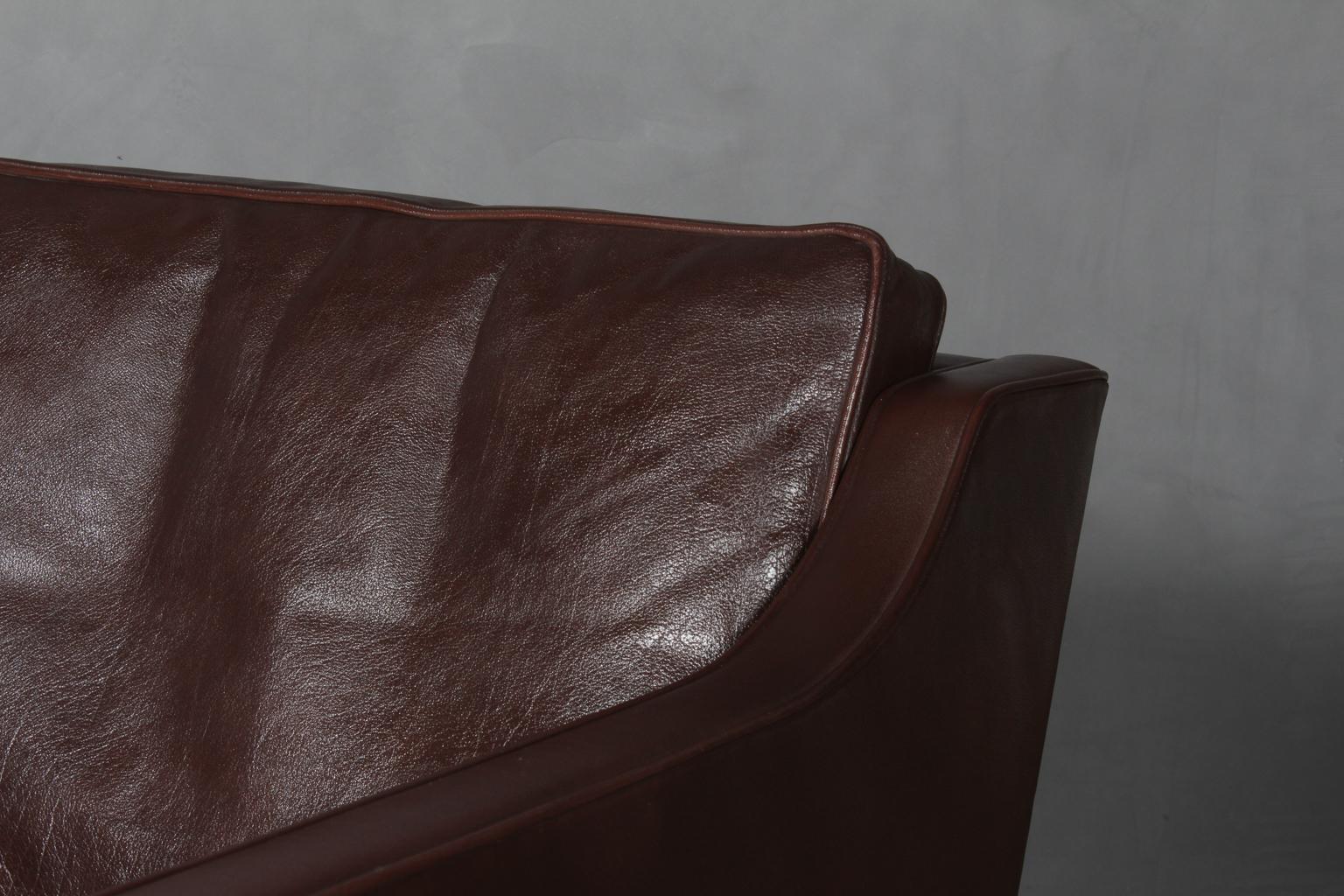 Scandinavian Modern Børge Mogensen Pair of Lounge Chairs, Model 2421, Dark Brown Original Leather
