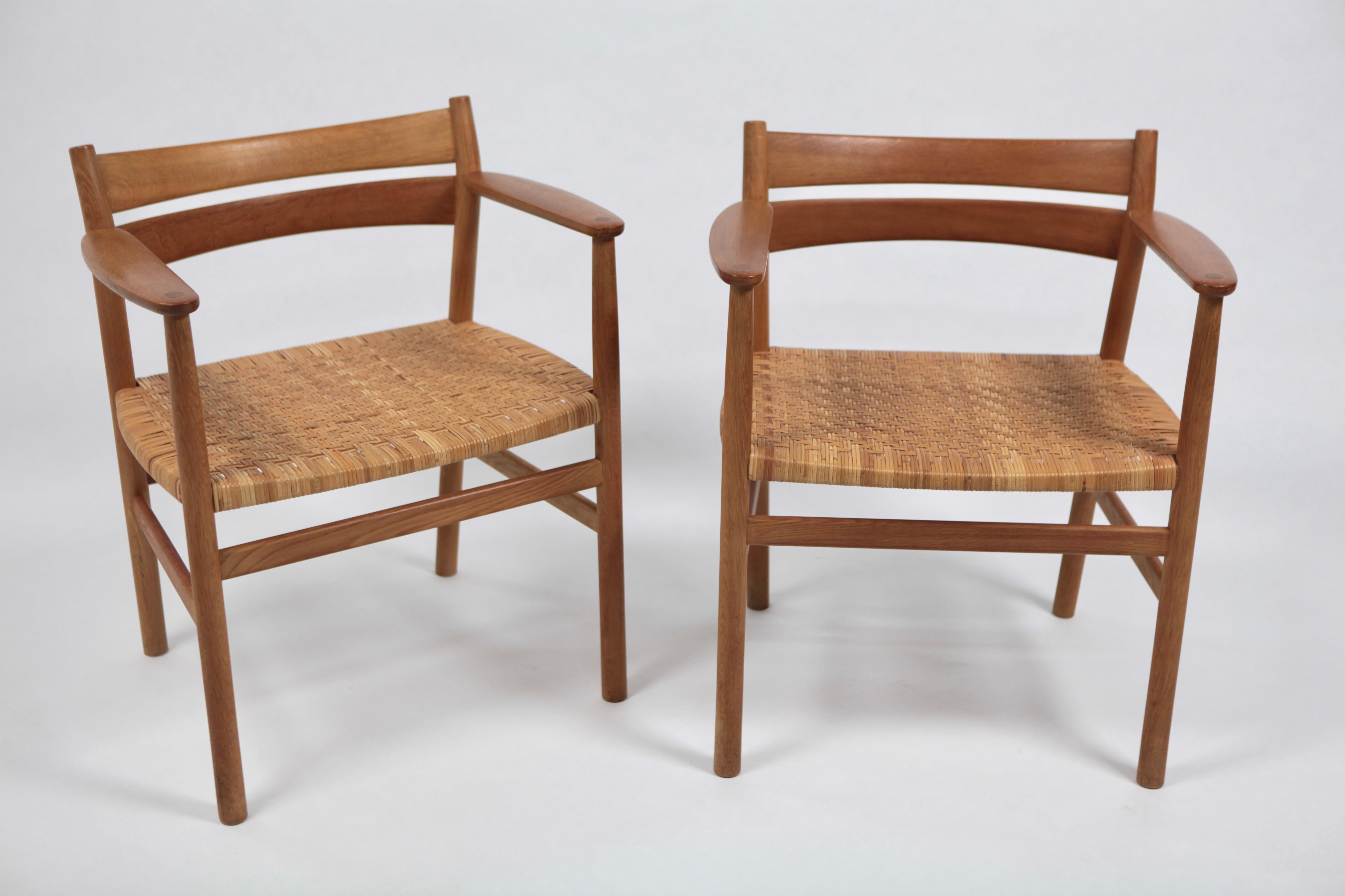 Børge Mogensen, Pair of Rare 'BM1' Armchairs in Oak and Cane, Sweden, 1960s For Sale 9