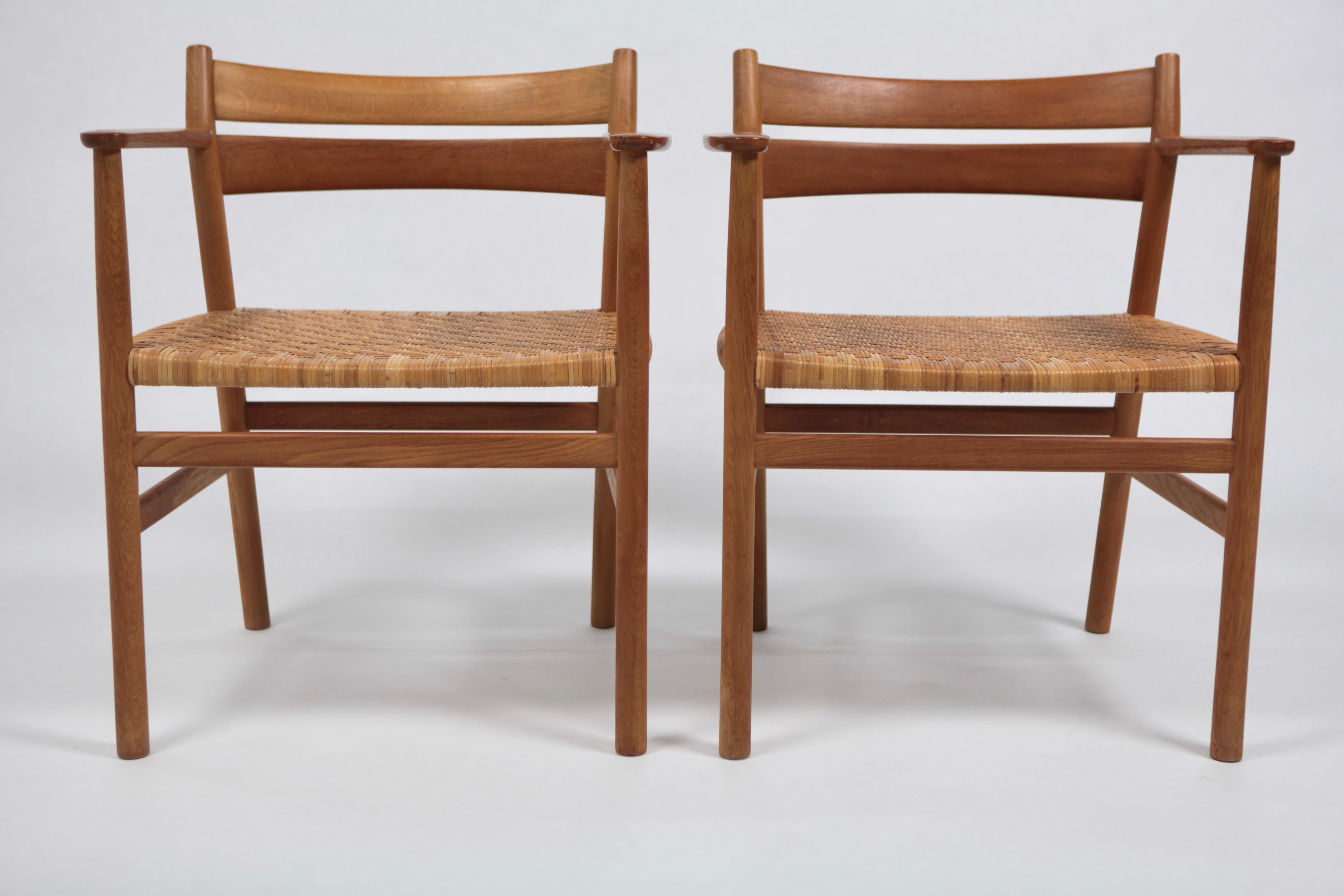 Børge Mogensen, Pair of Rare 'BM1' Armchairs in Oak and Cane, Sweden, 1960s For Sale 10