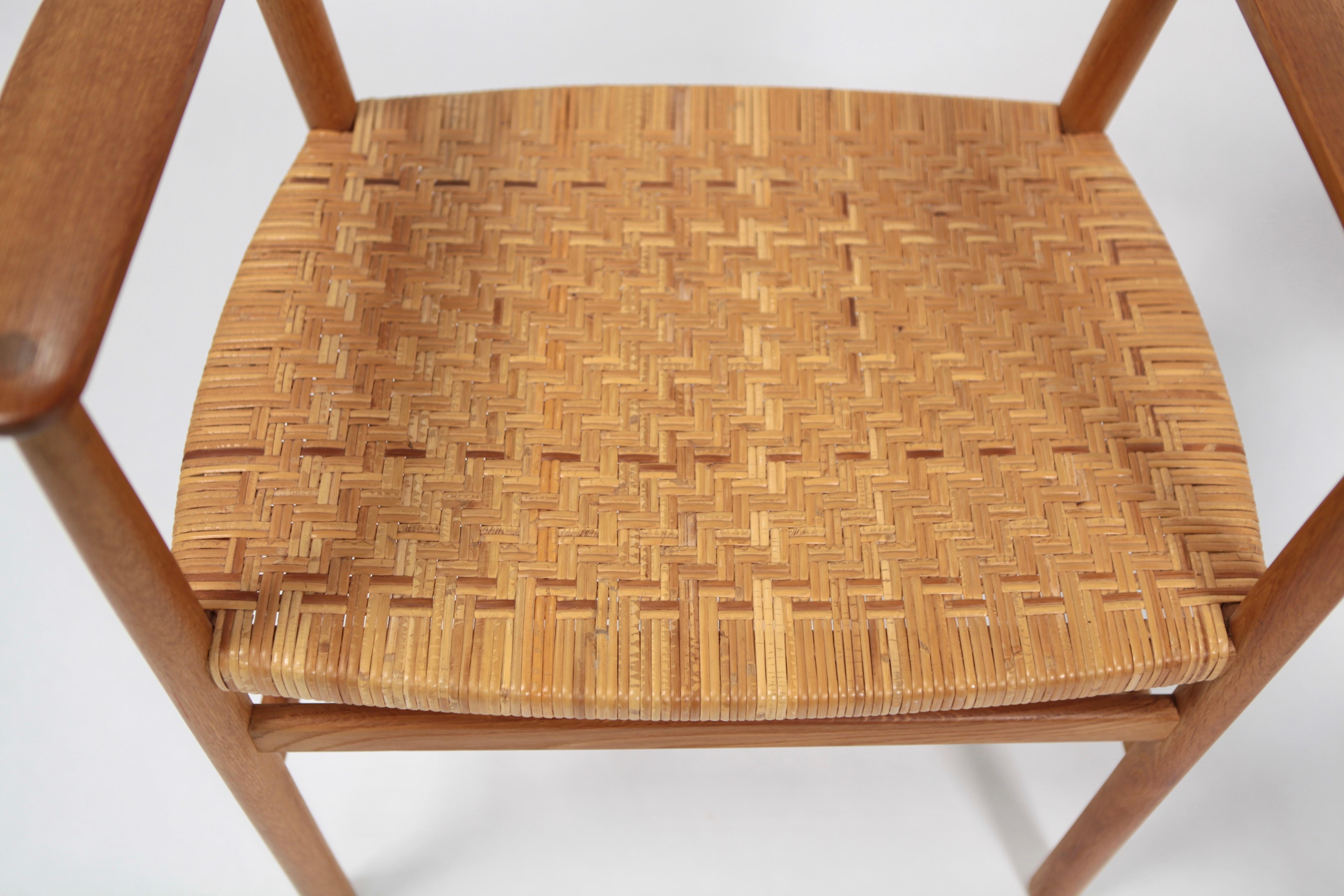 Børge Mogensen, Pair of Rare 'BM1' Armchairs in Oak and Cane, Sweden, 1960s For Sale 1