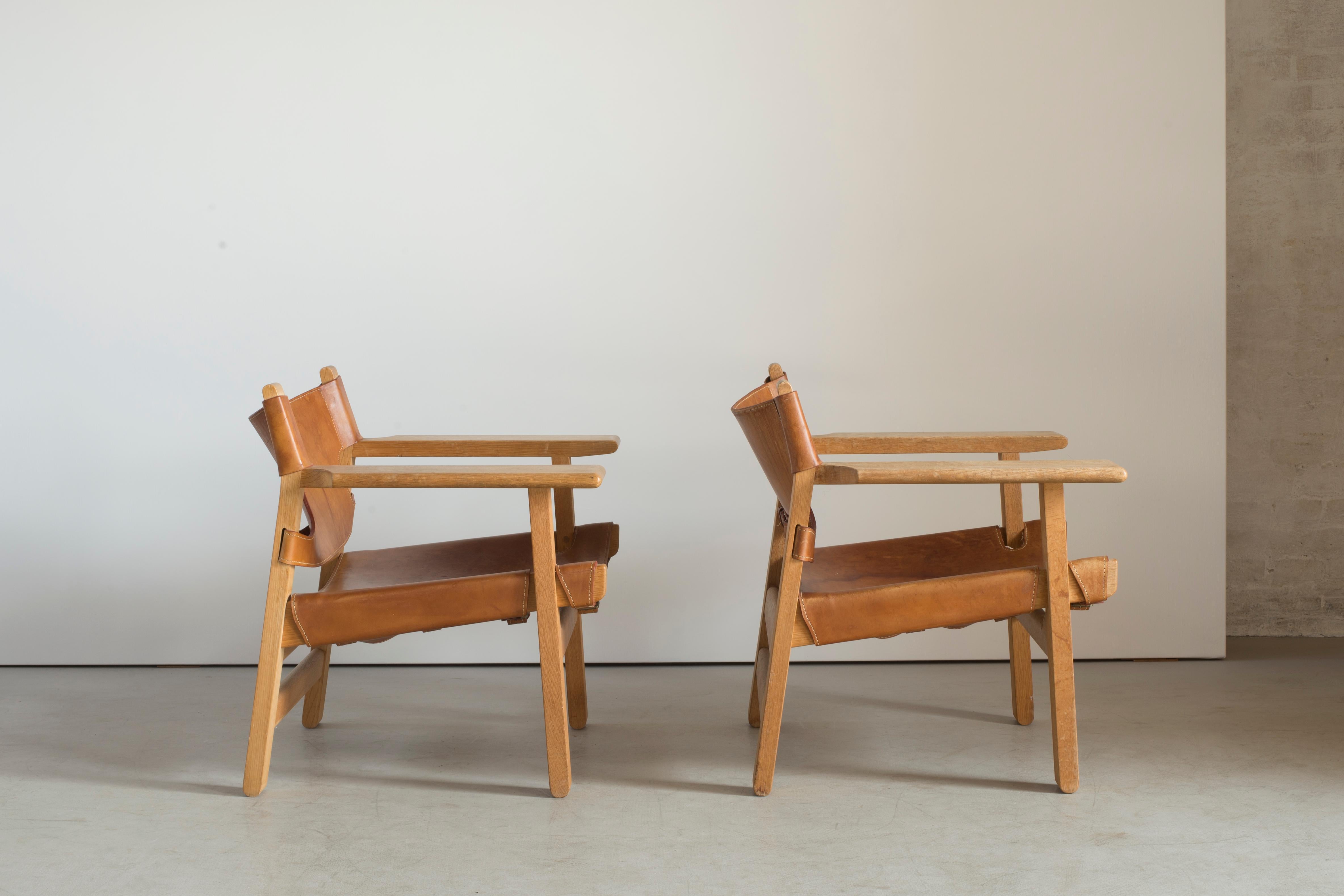 Scandinavian Modern Børge Mogensen Pair of Spanish Chairs for Fredericia Furniture