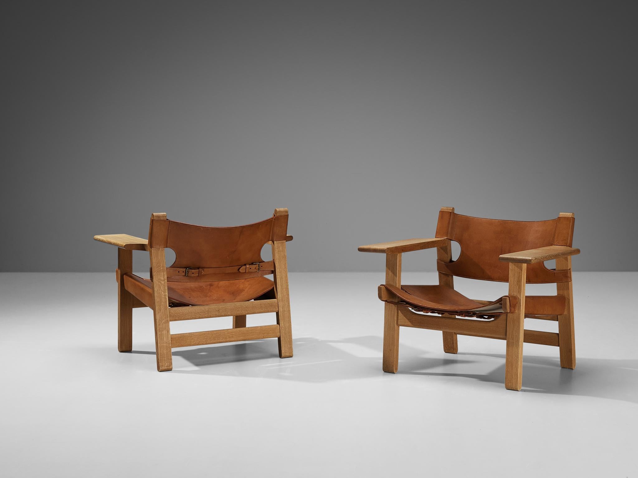 Børge Mogensen Pair of 'Spanish Chairs' in Oak and Cognac Leather In Good Condition For Sale In Waalwijk, NL