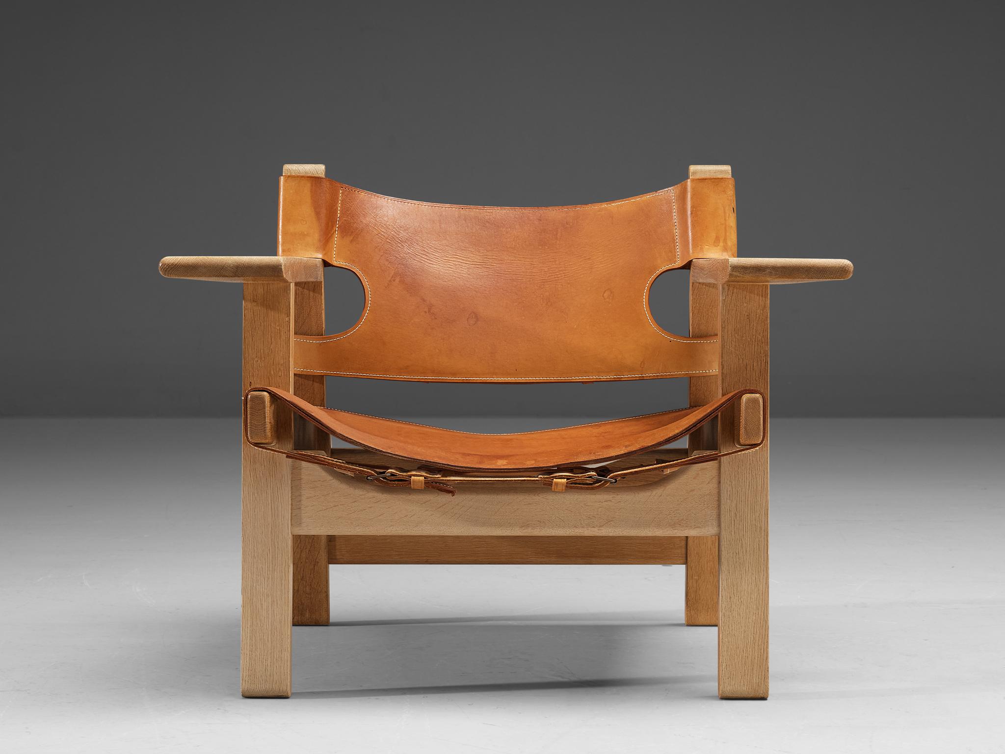 Mid-20th Century Børge Mogensen Pair of 'Spanish' Chairs in Oak and Cognac Leather