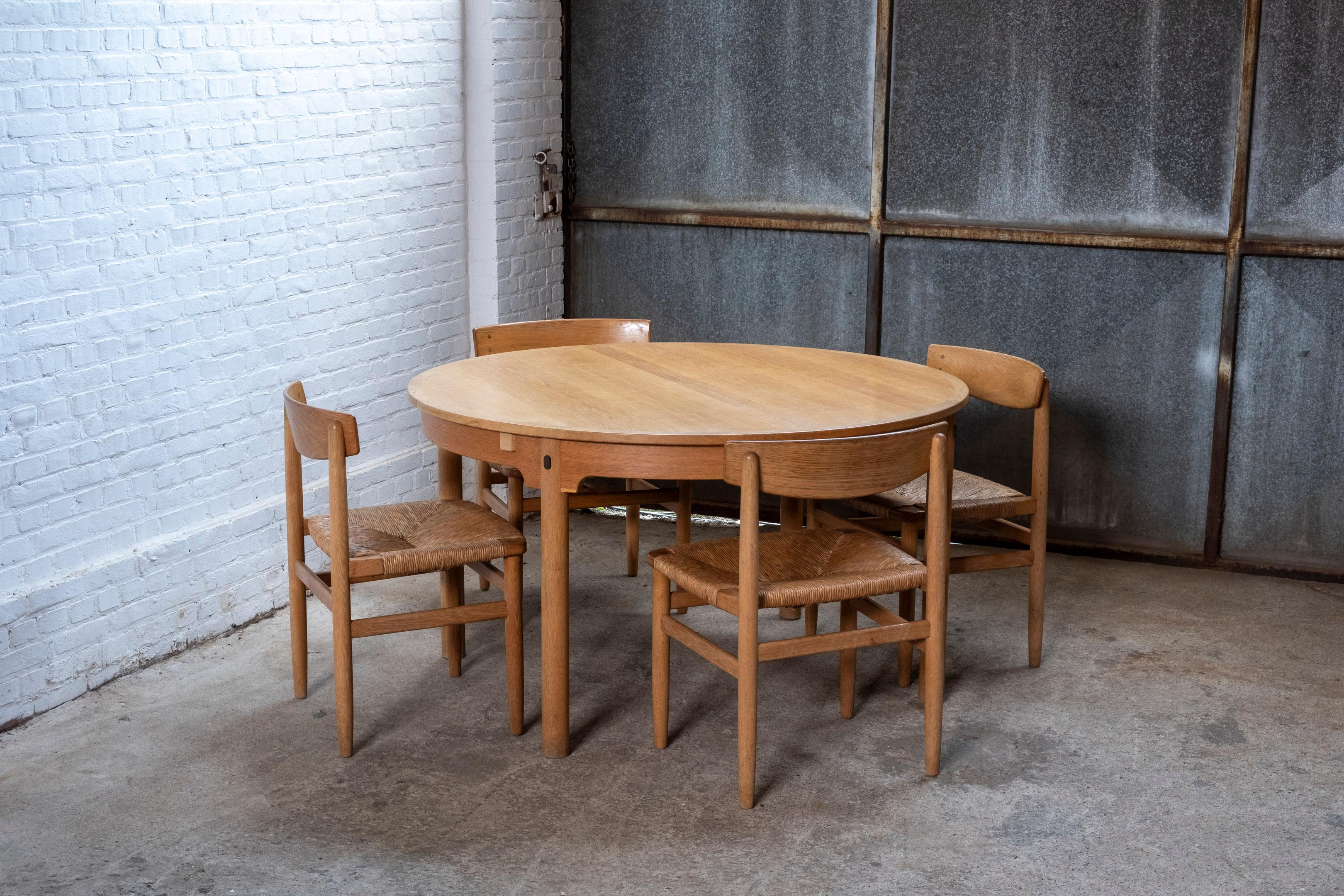 Børge Mogensen Øresund Dining Table in Oak, 1950s Sweden 6