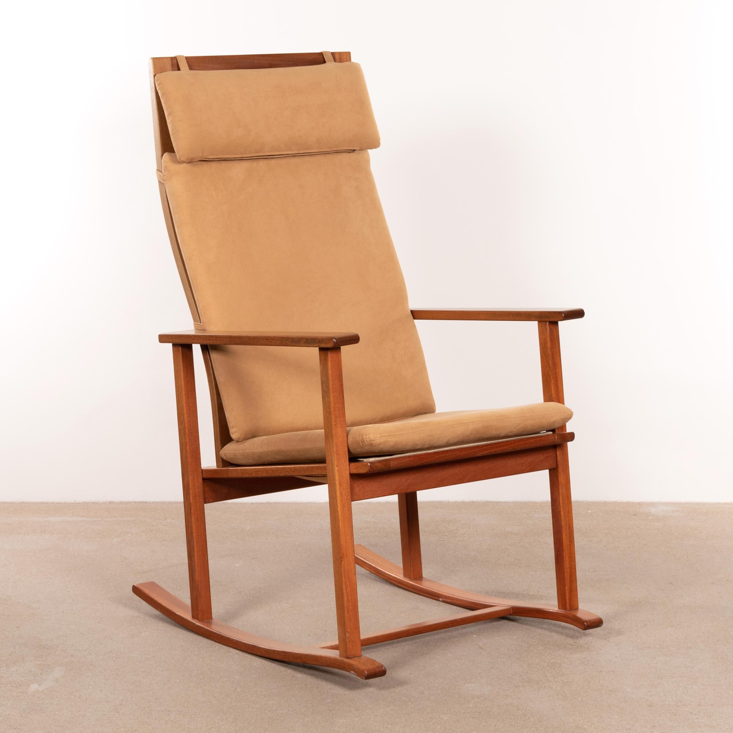 Mid-20th Century Børge Mogensen Rocking Chair Model 2268 in Teak and Alcantara for Fredericia