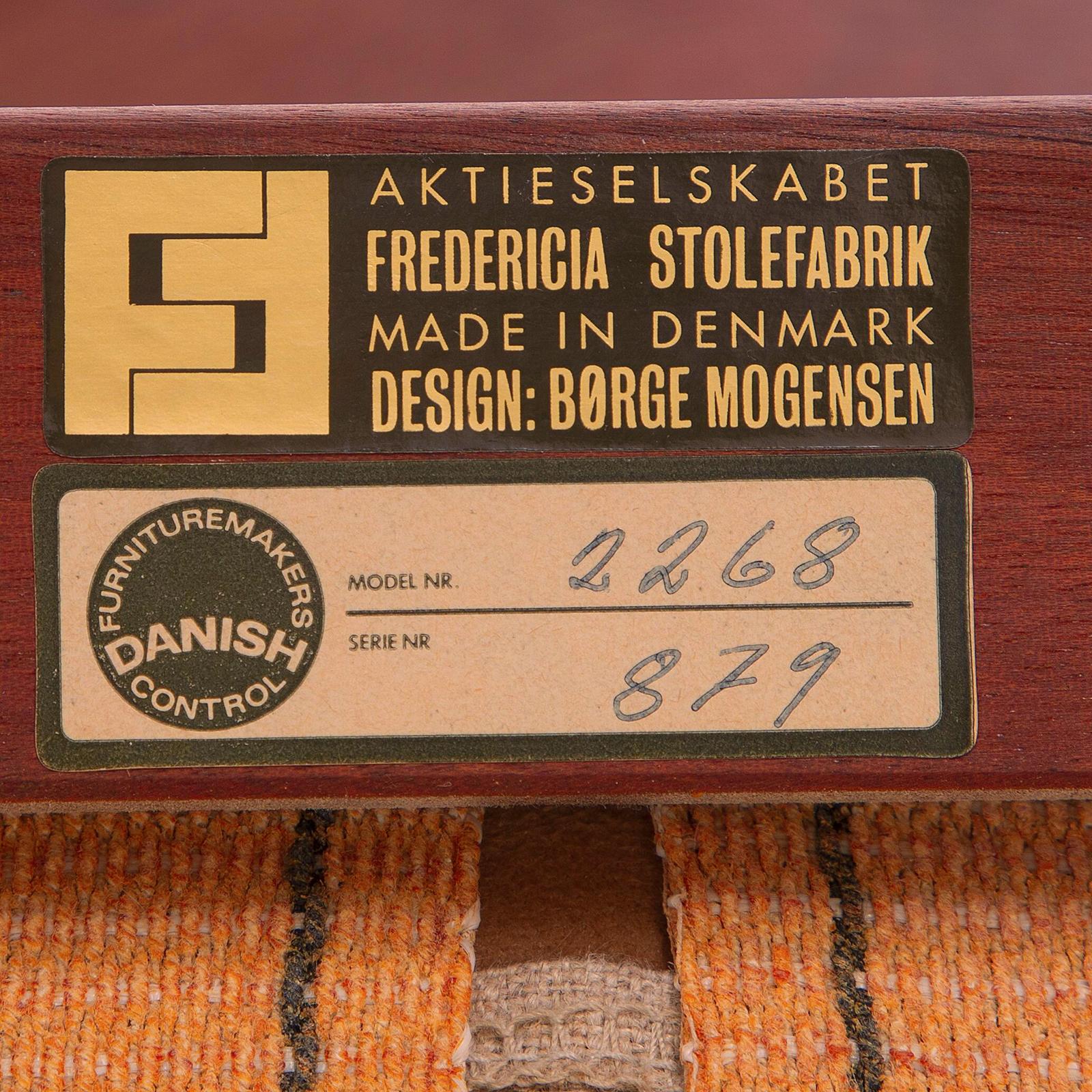 Børge Mogensen Rocking Chair Model 2268 in Teak and Alcantara for Fredericia 12