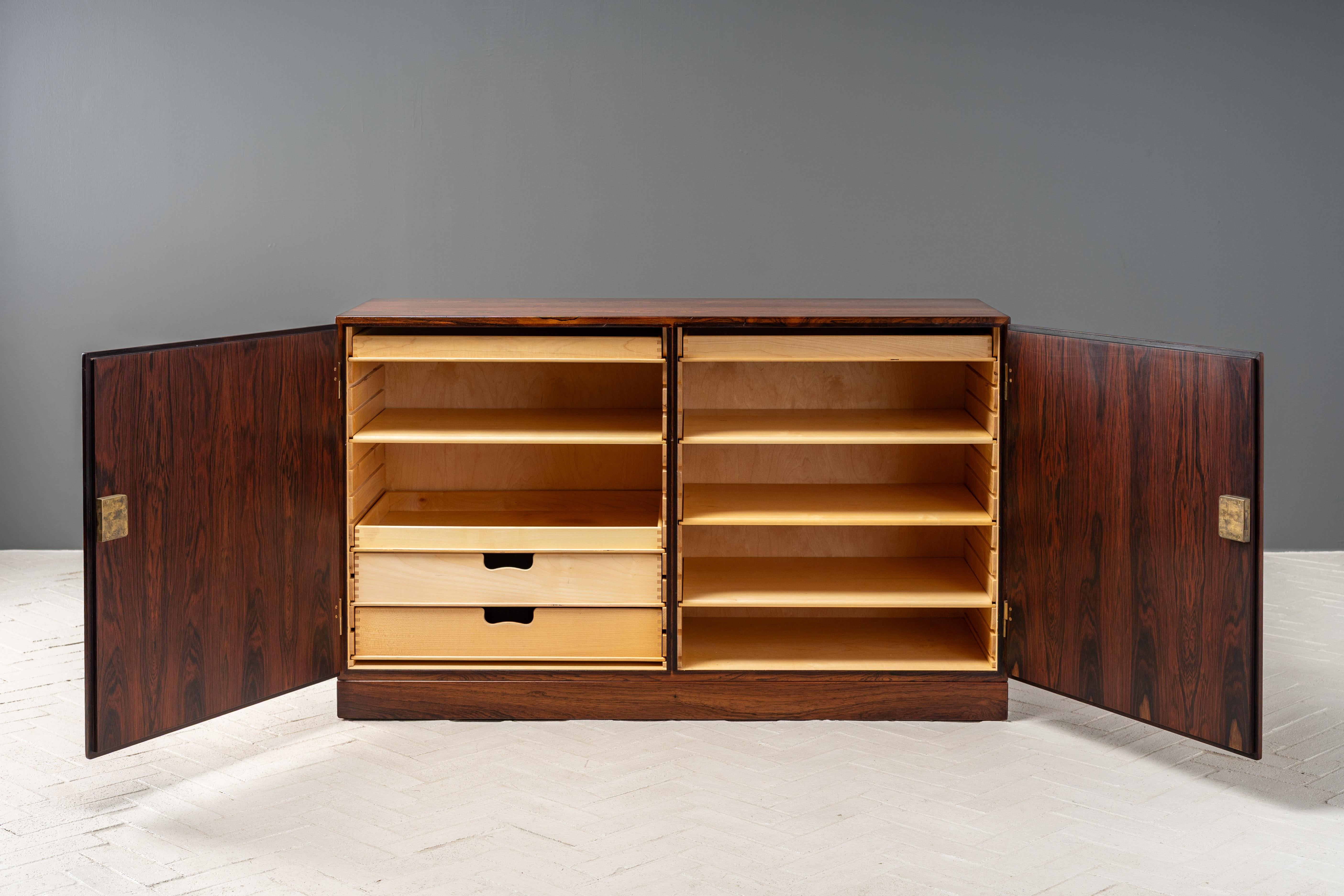 Danese Credenza in palissandro Børge Mogensen in vendita
