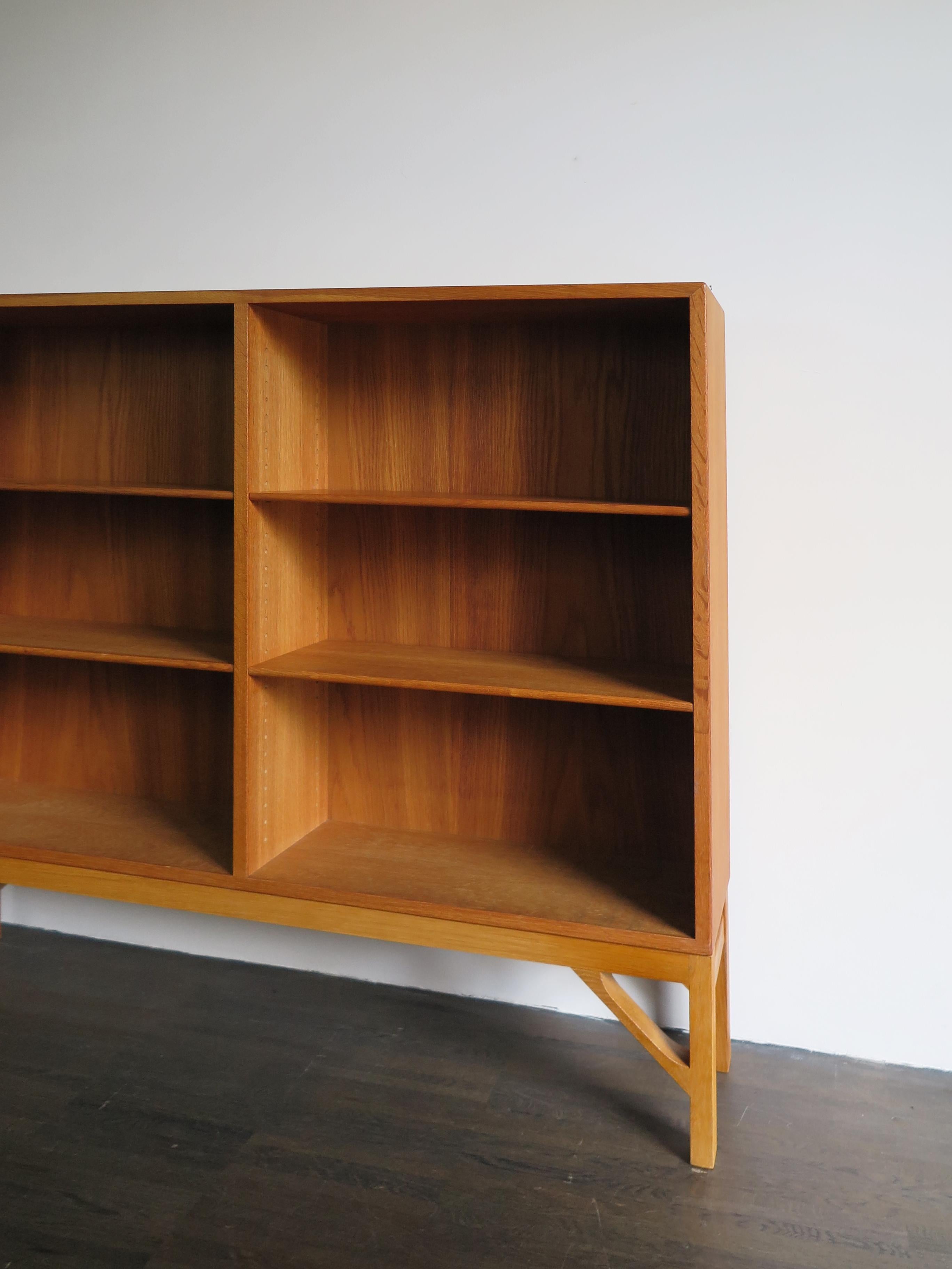 Børge Mogensen Scandinavian Midcentury Oak Bookcases Set, 1960s 8