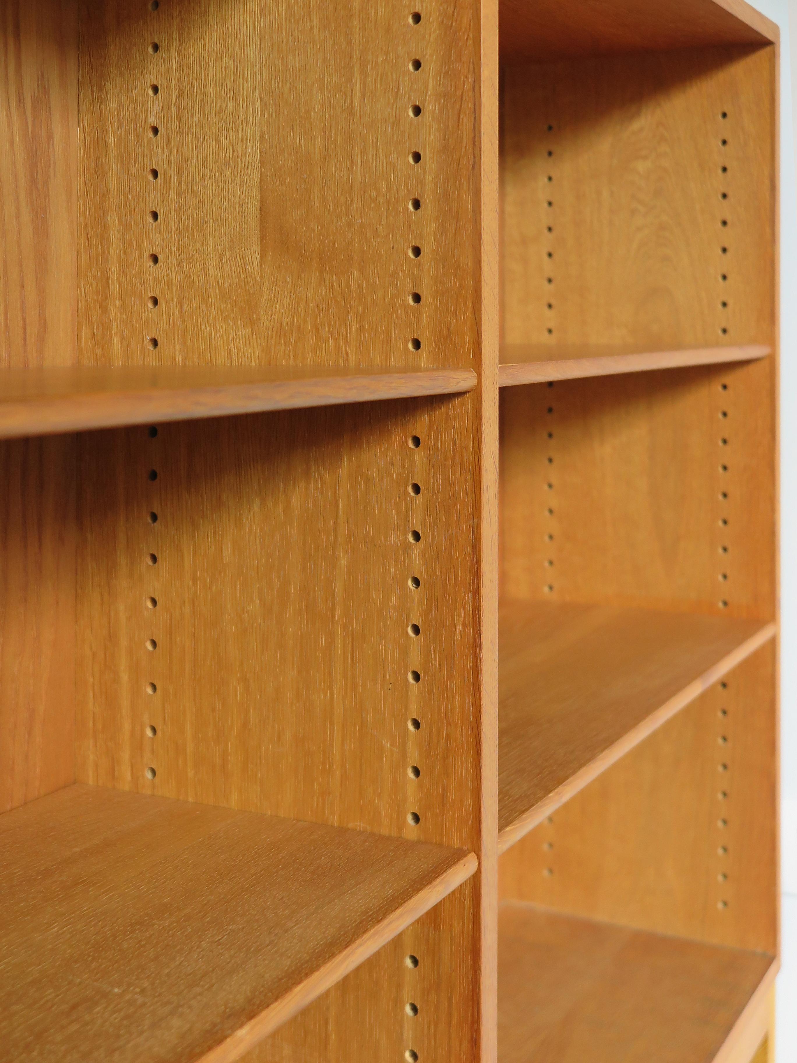 Børge Mogensen Scandinavian Midcentury Oak Bookcases Set, 1960s 13