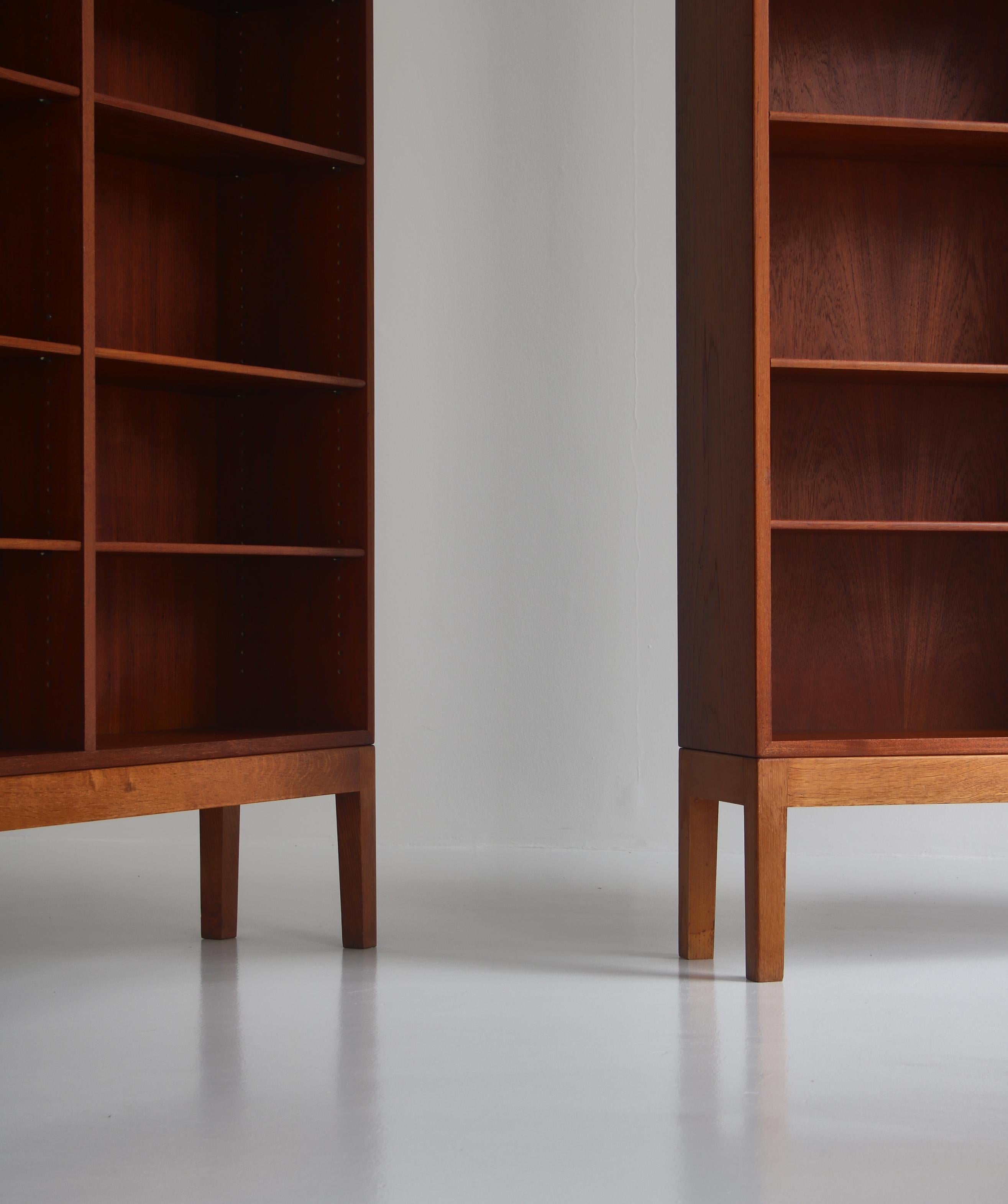 Børge Mogensen Scandinavian Modern Set of Teak & Oak Bookcases, FDB, 1950s 8
