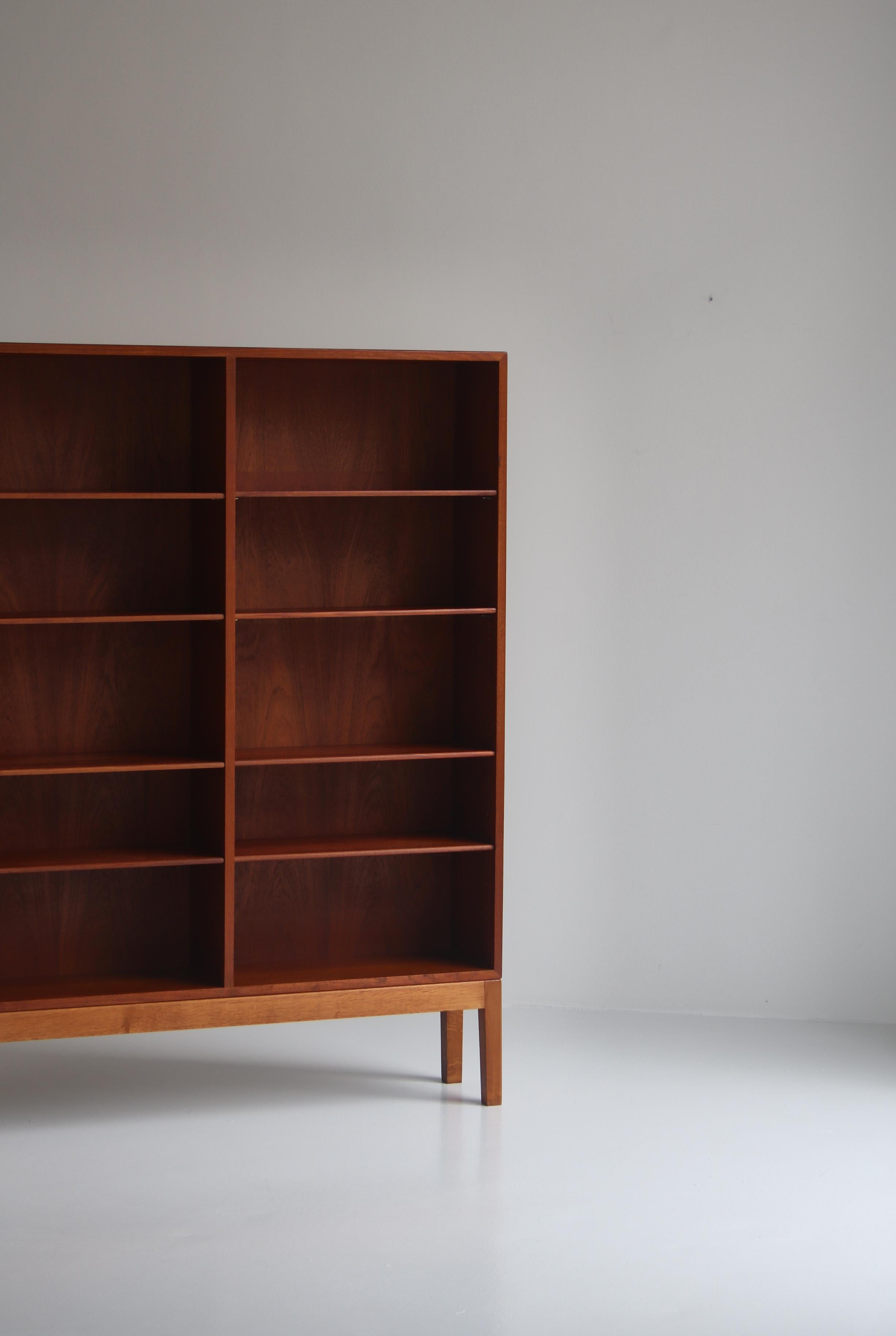 Børge Mogensen Scandinavian Modern Set of Teak & Oak Bookcases, FDB, 1950s 3