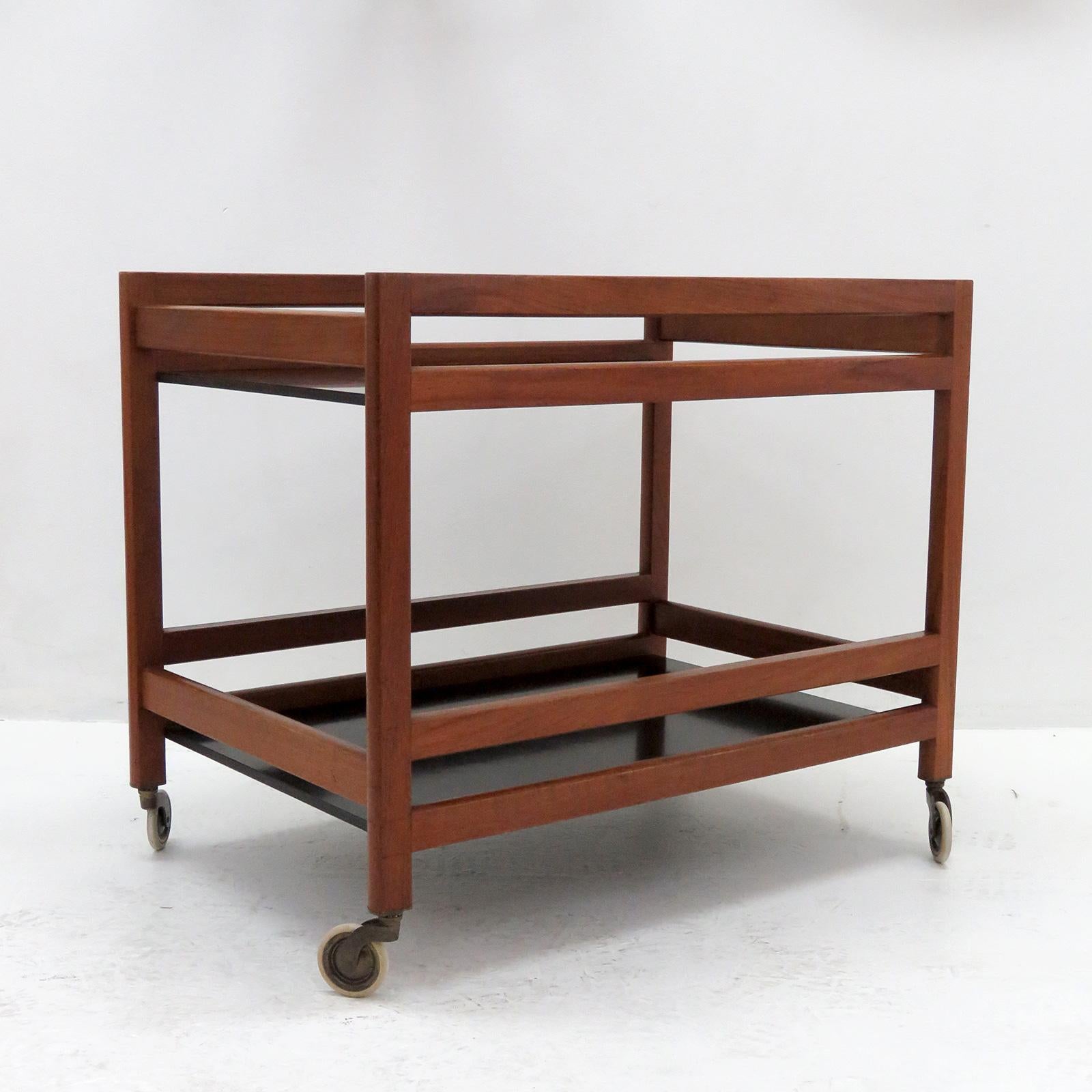 Børge Mogensen Serving Cart, Model 5370 In Good Condition For Sale In Los Angeles, CA