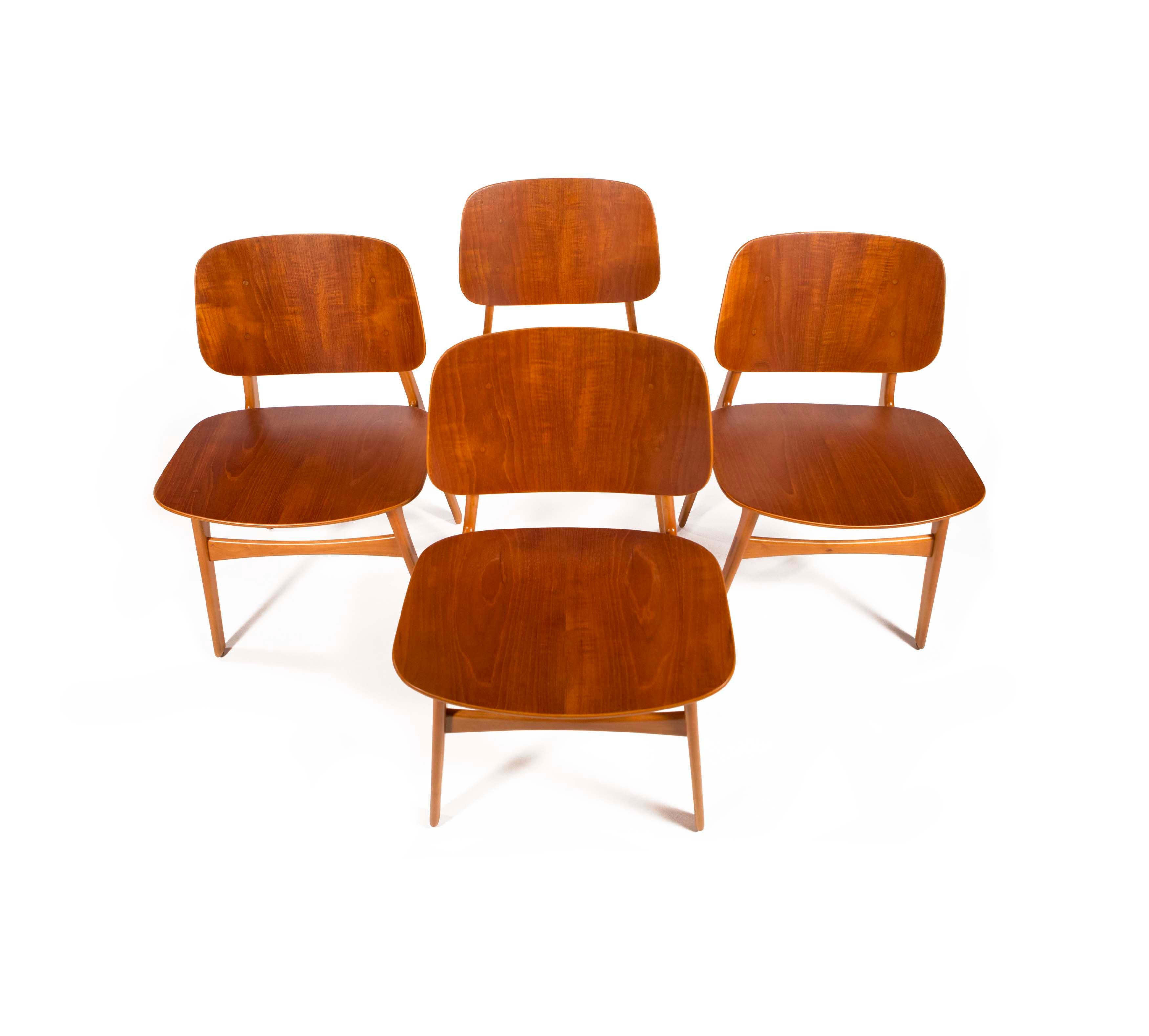 Børge Mogensen Set of 4 Dining Chairs Model 155 for Søborg Møbler Denmark 1950s 1