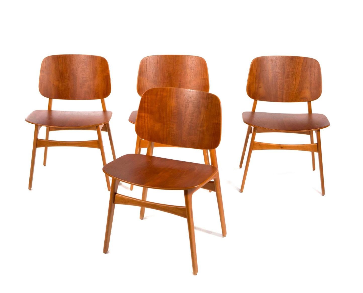 Børge Mogensen Set of 4 Dining Chairs Model 155 for Søborg Møbler Denmark 1950s 4