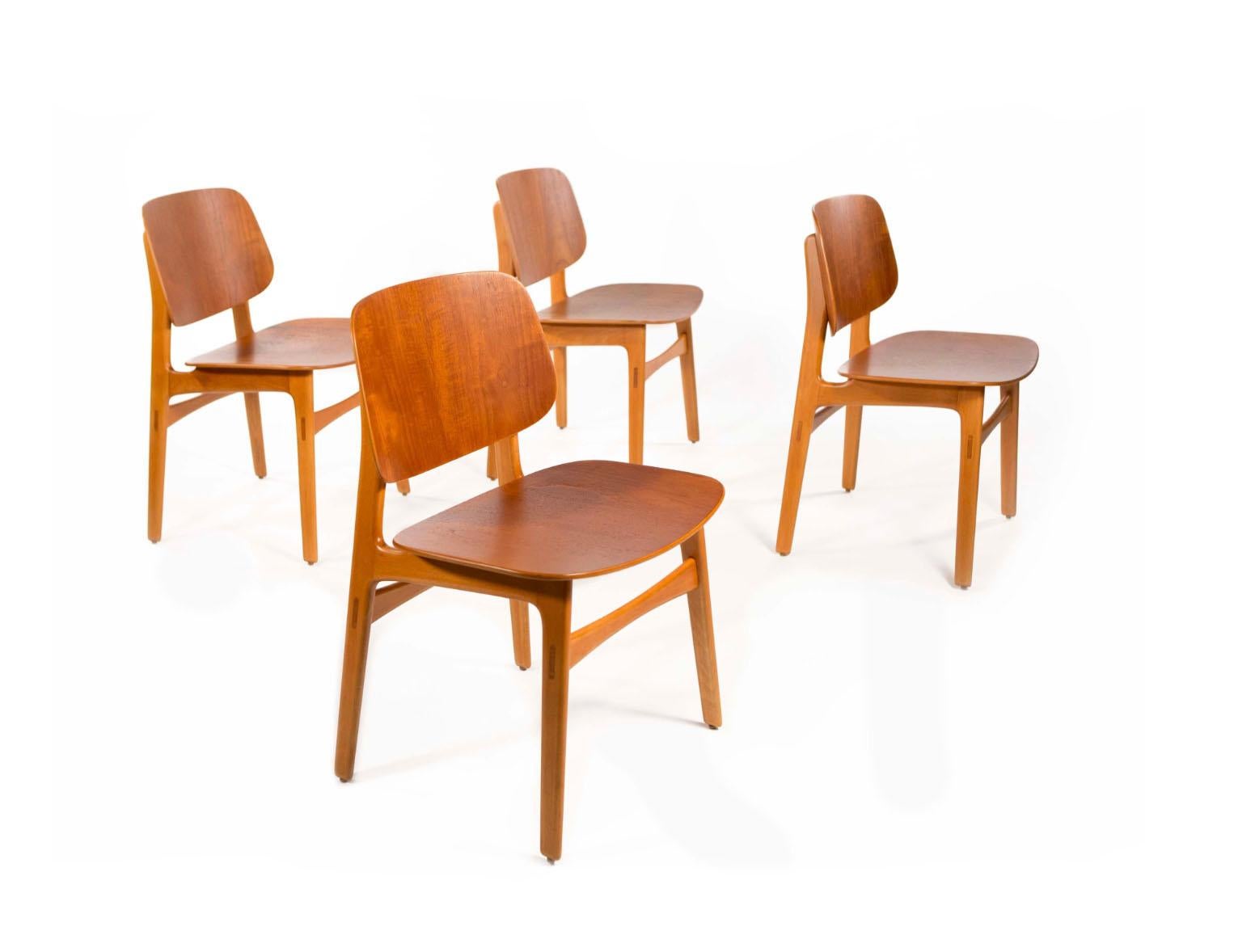 Børge Mogensen Set of 4 Dining Chairs Model 155 for Søborg Møbler Denmark 1950s In Good Condition In Los Angeles, CA