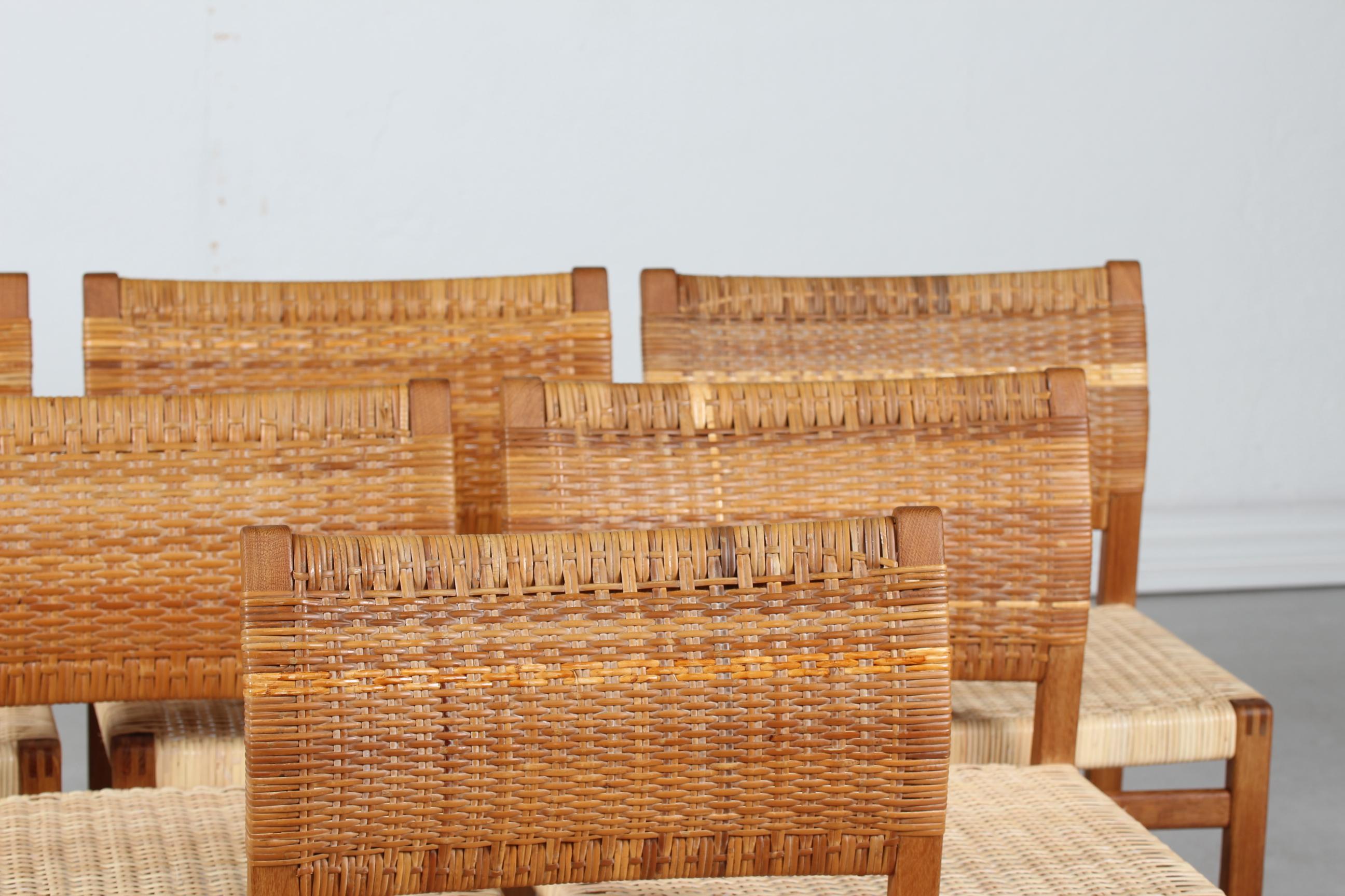 Mid-Century Modern Børge Mogensen Set of 6 Dining Chairs BM 61 by Fredericia Stolefabrik Denmark