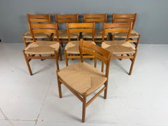 Børge Mogensen Ensemble de 8 chaises de salle à manger en chêne "BM-1" pour A.I.M C., 1947, Danemark