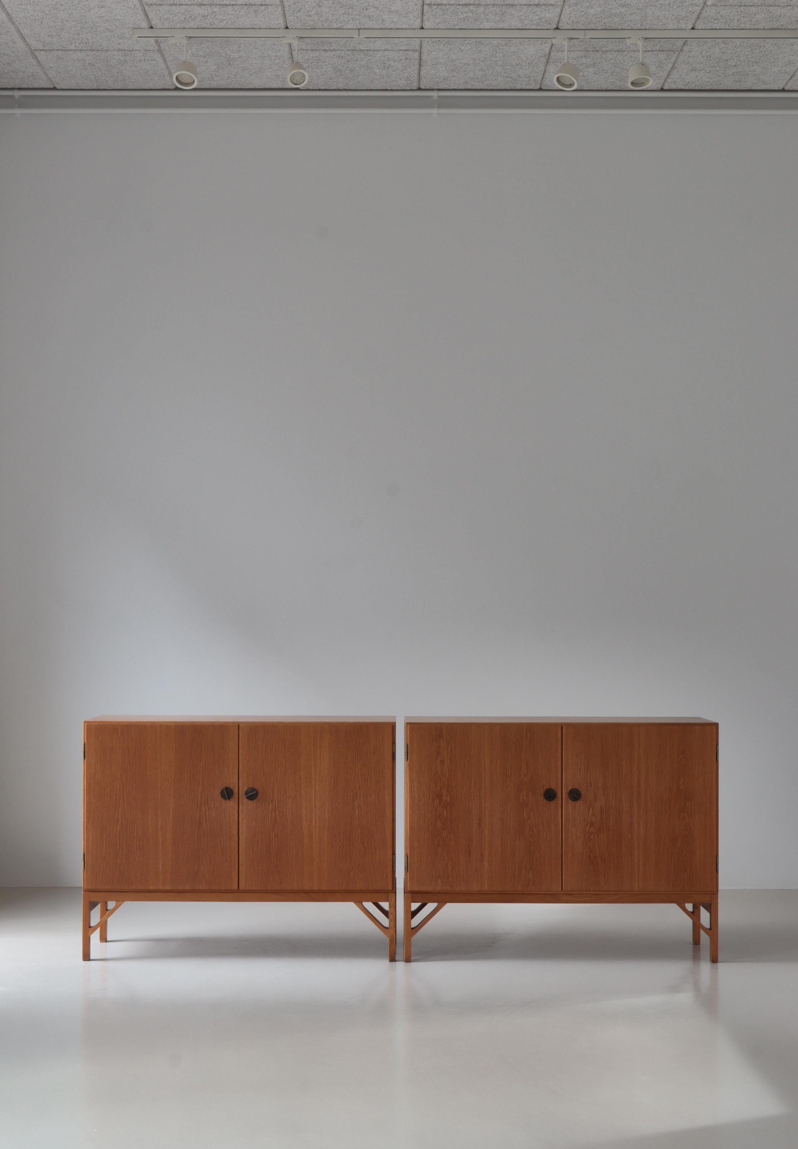 Scandinavo moderno Børge Mogensen Set di armadietti 