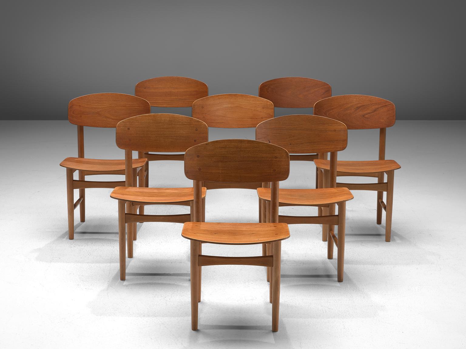 Scandinavian Modern Børge Mogensen Set of Eight Dining Chairs in Teak