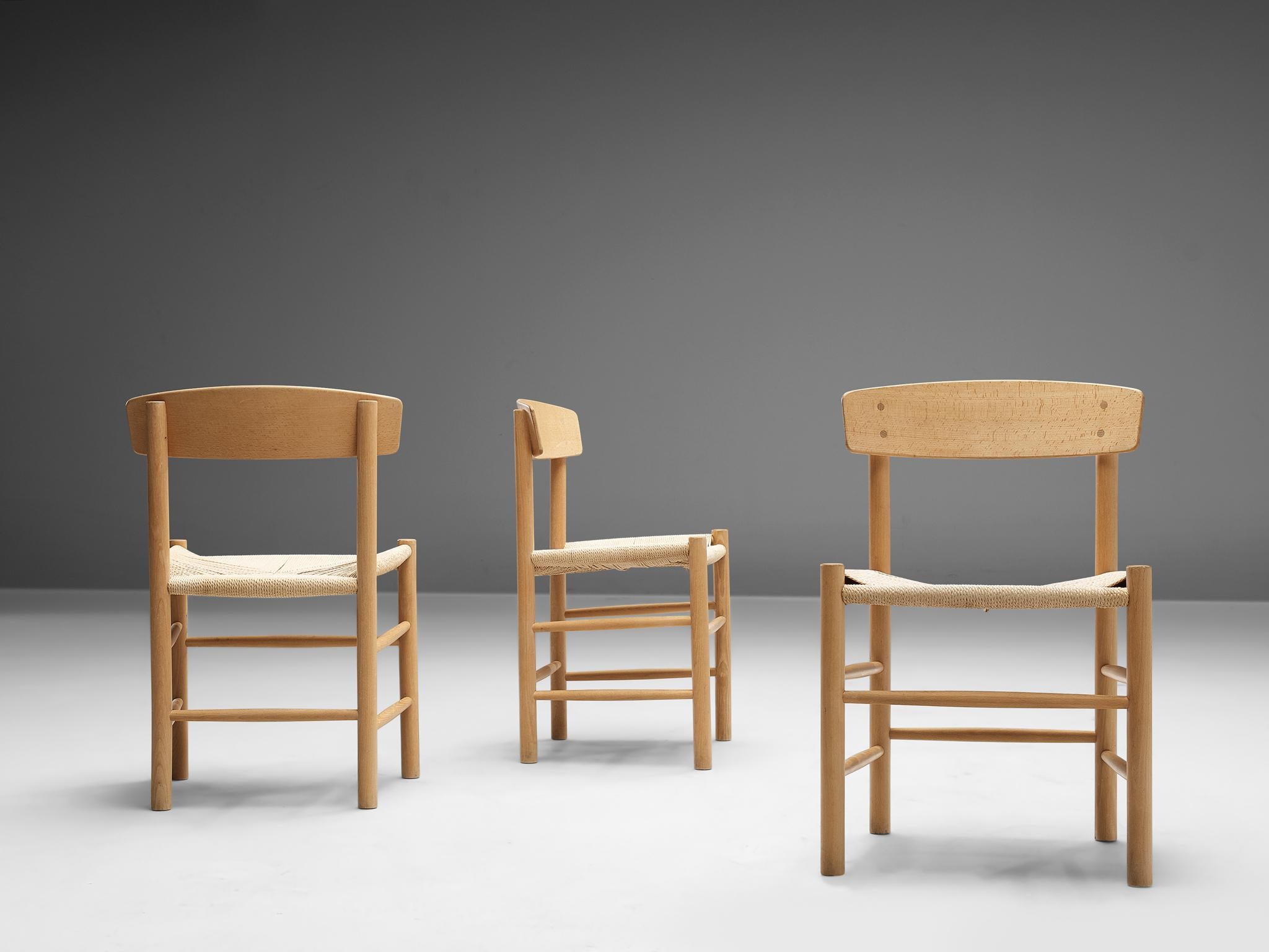 Mid-20th Century Børge Mogensen Set of Eight Dining Chairs Model 'J39'