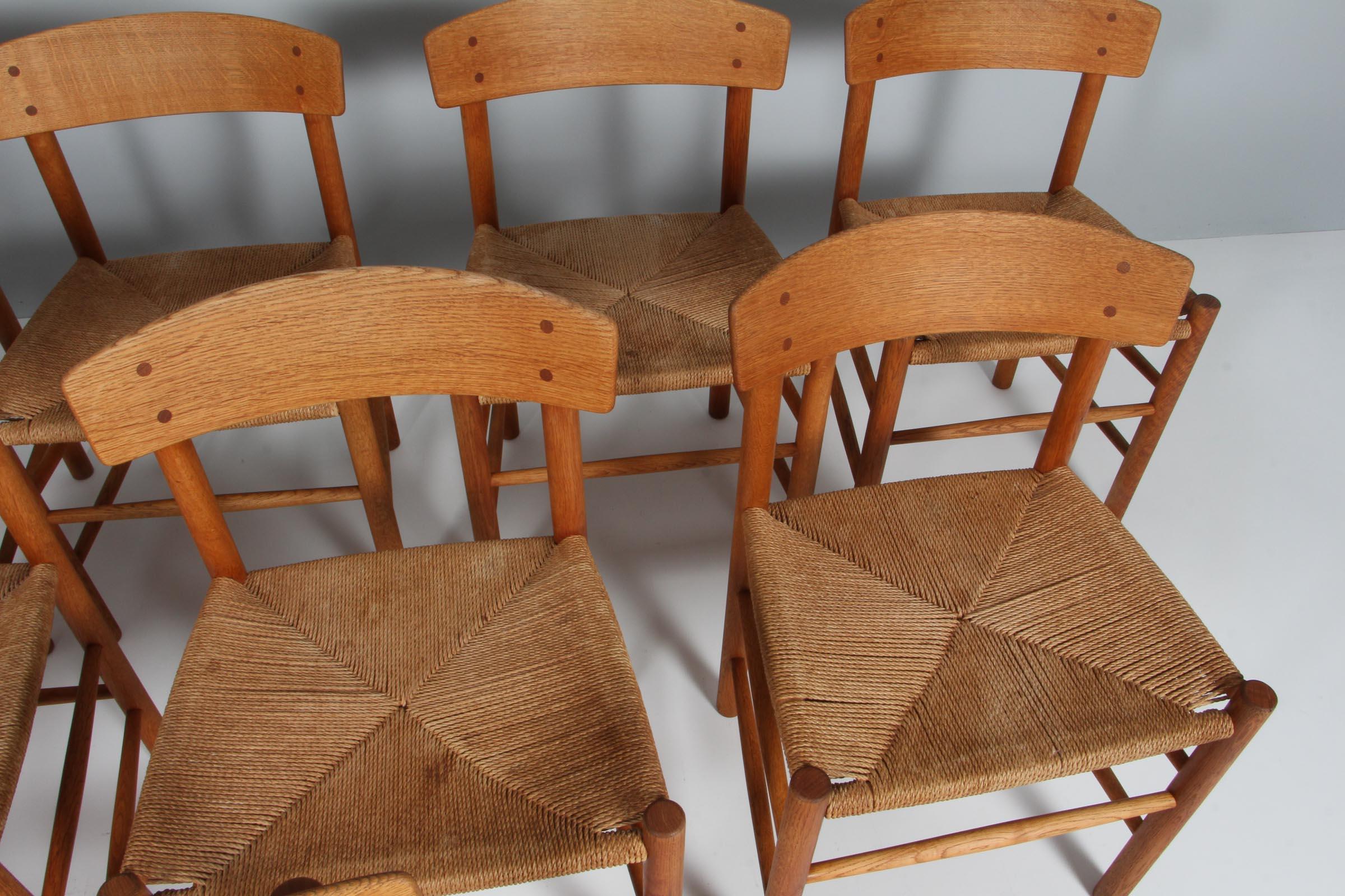 Papercord Børge Mogensen Set of Eight Dining Chairs Model 'J39'