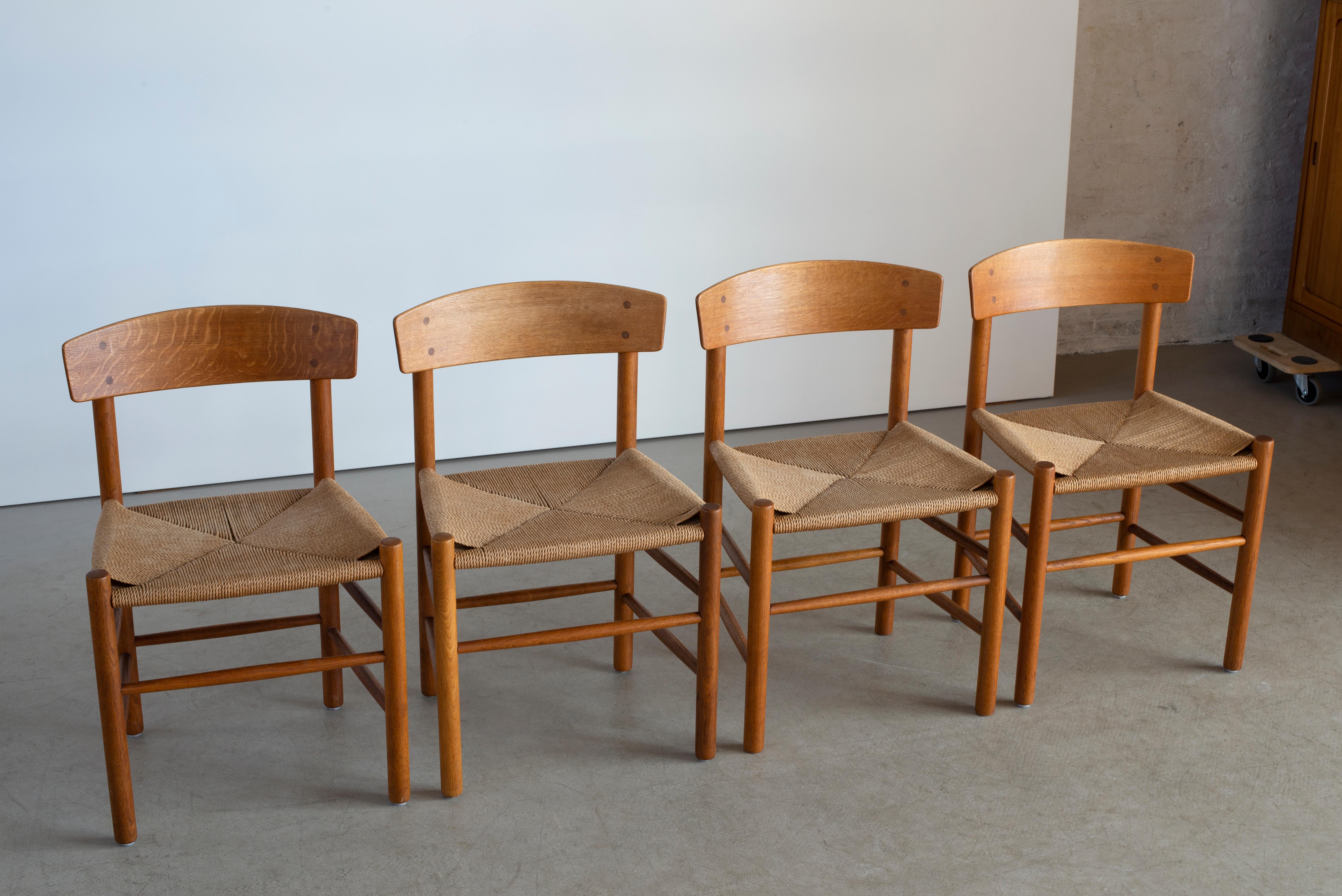 Polished Børge Mogensen Set of Four Chairs in Oak