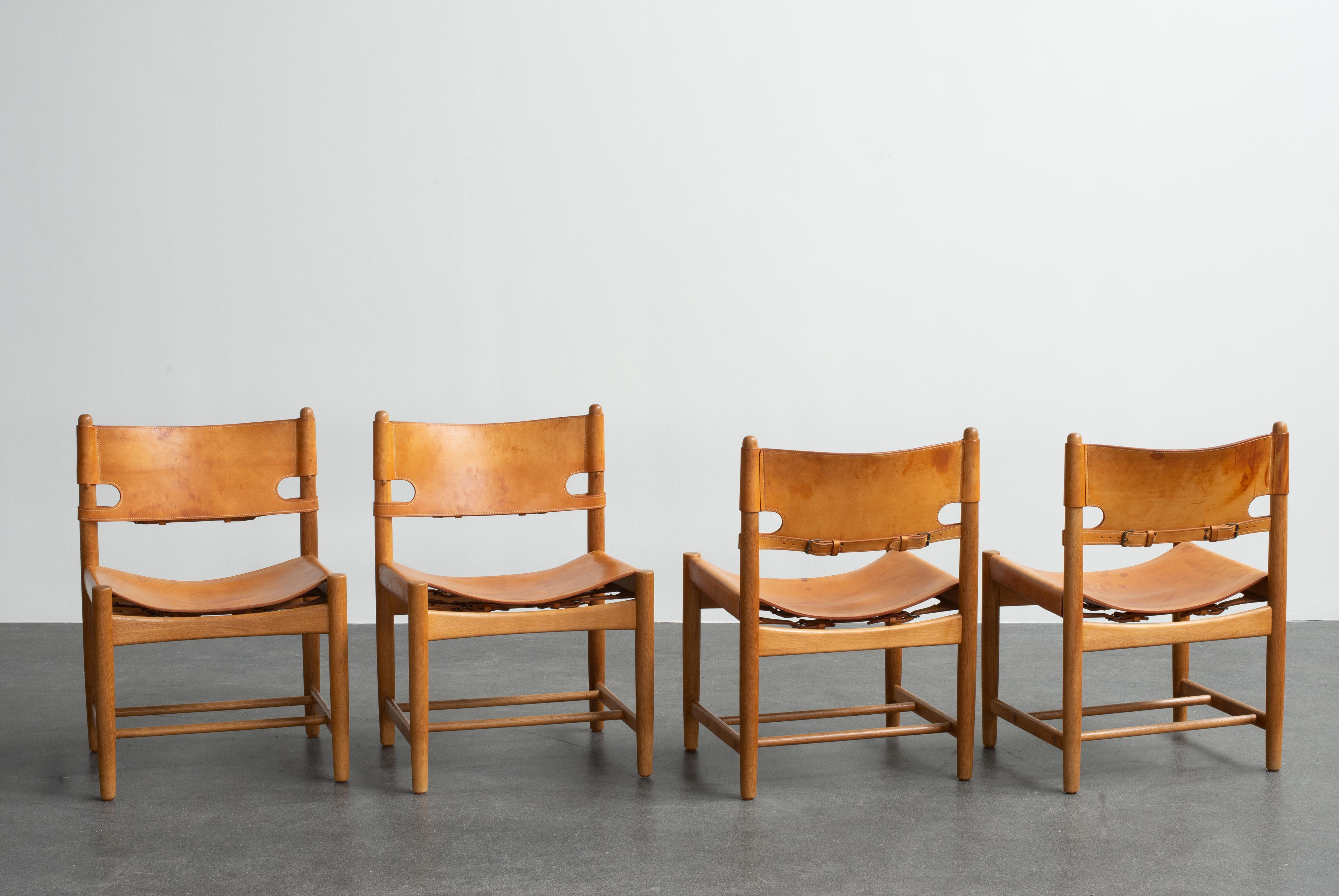 Danois Børge Mogensen Ensemble de quatre chaises de salle à manger pour Fredericia Furniture en vente