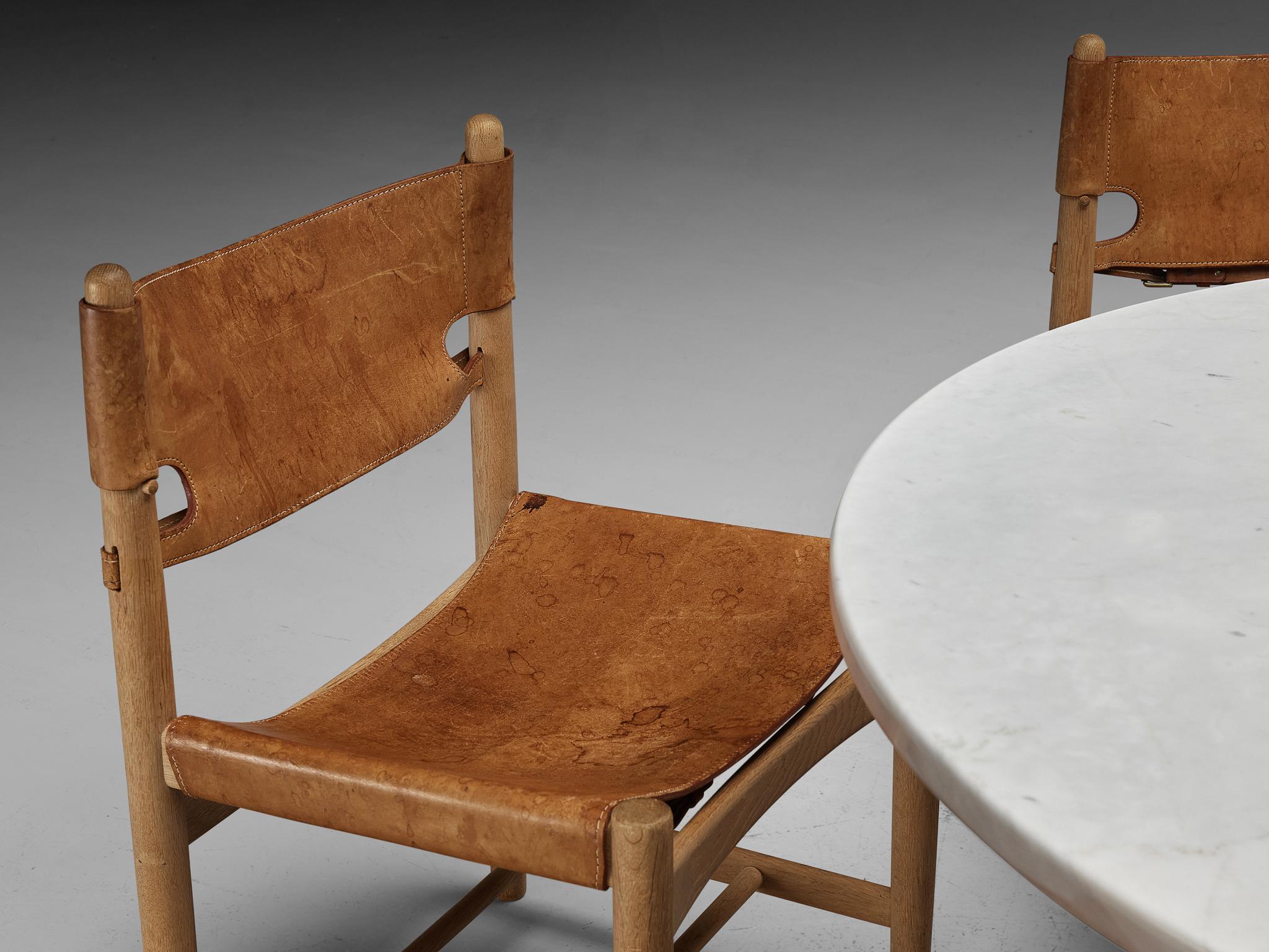 20ième siècle Ensemble de six fauteuils Børge Mogensen et table de salle à manger Angelo Mangiarotti Eros  en vente
