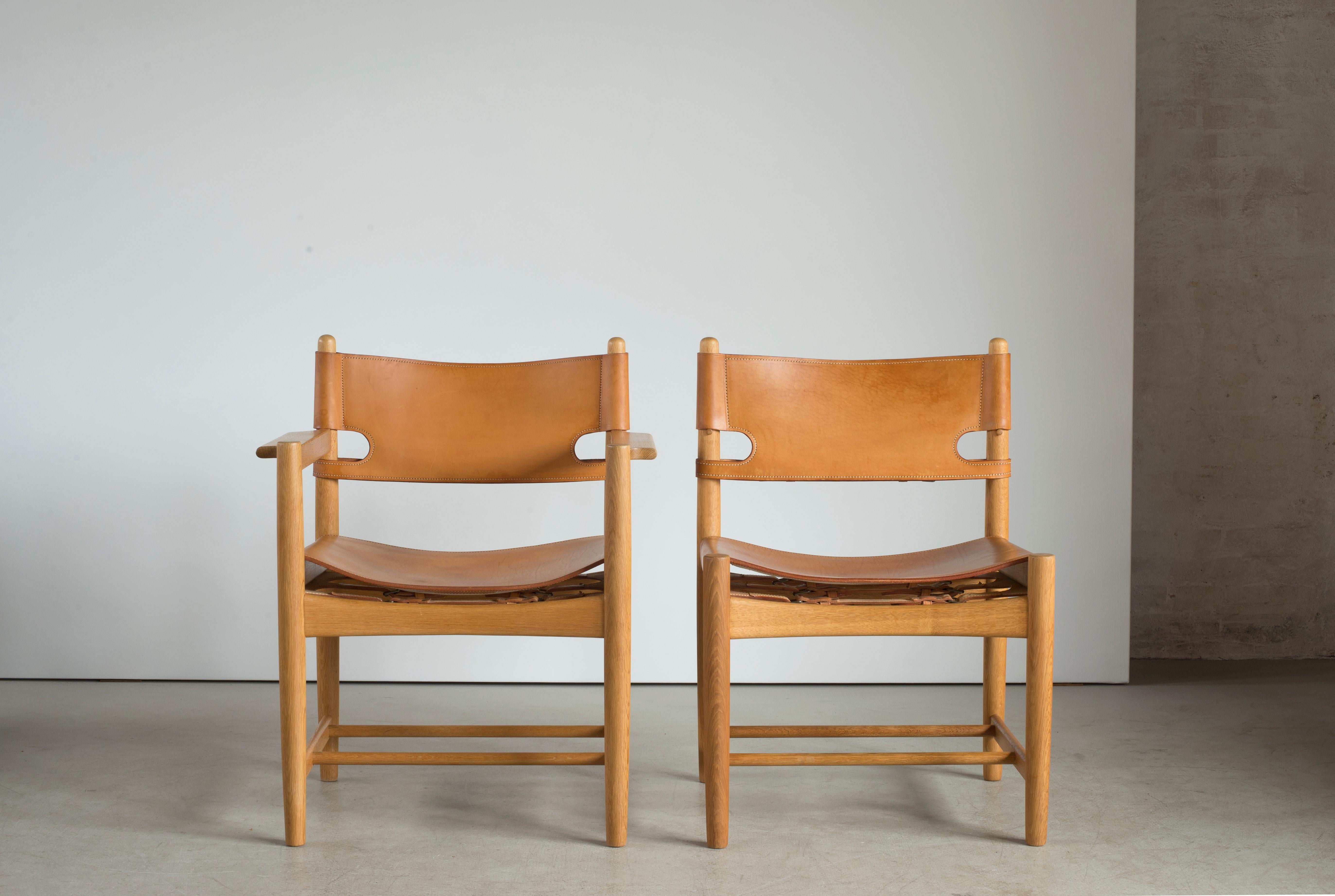 Scandinavian Modern Børge Mogensen Set of Six Dinning Chairs for Fredericia Furniture